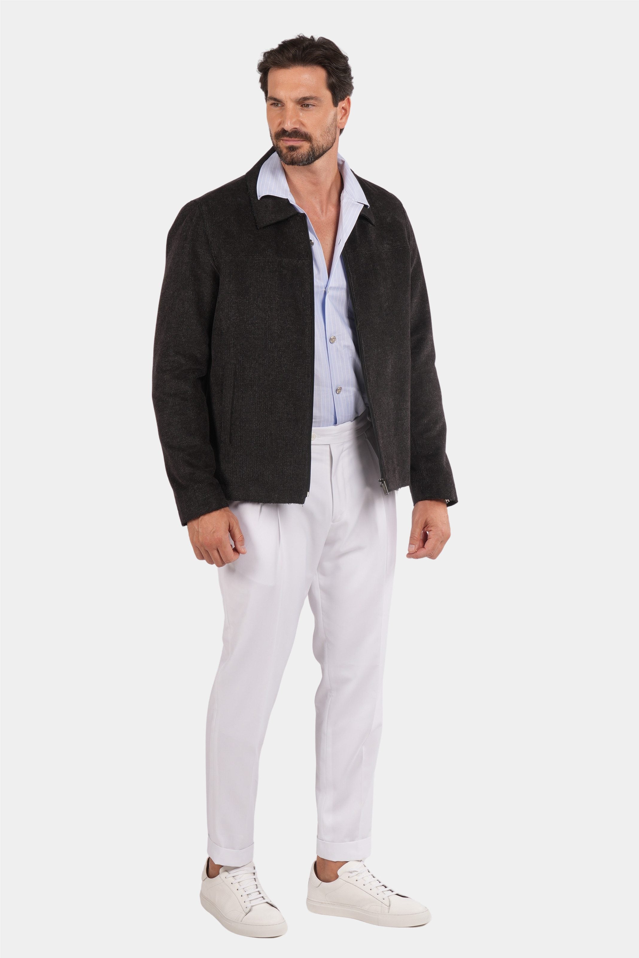 Dunkelgraue italienische Jacke