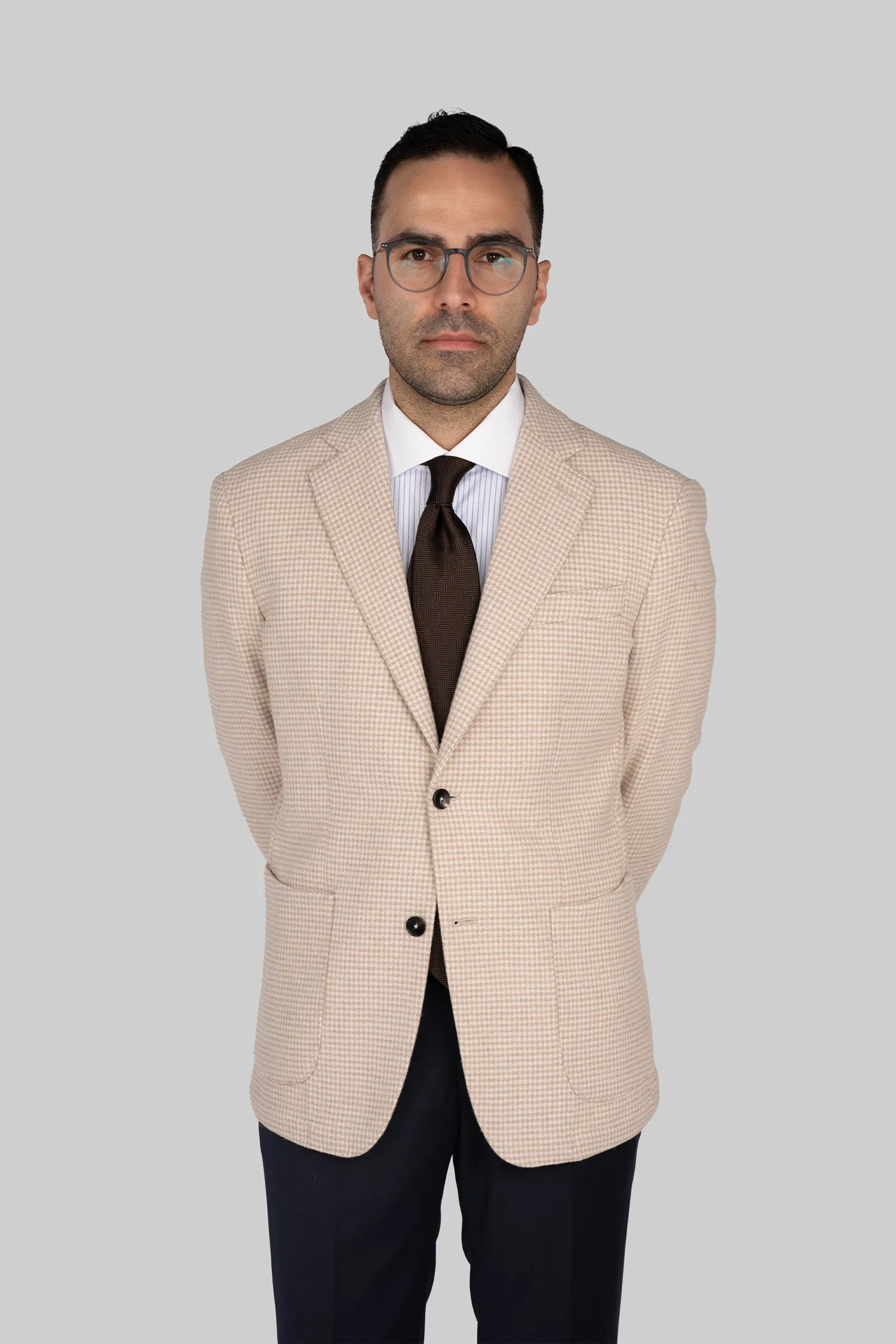Gemusterter Einreiher in Creme – Slim Fit aus Wolle