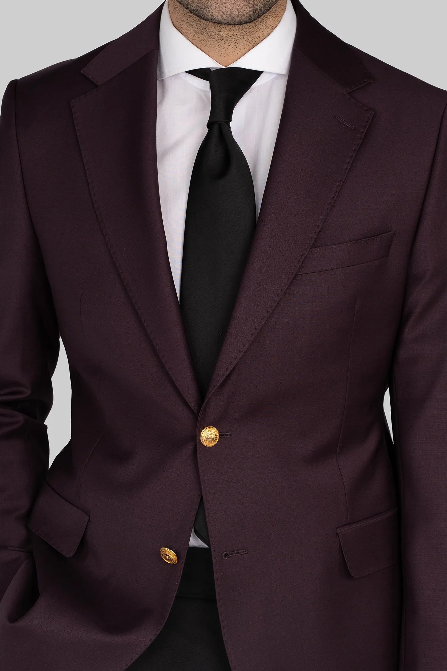 Eleganter Einreiher in tiefem Bordeaux – Aus feiner Wolle