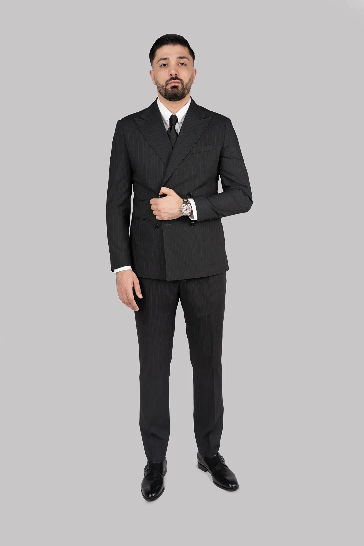 Dunkelgraues Nadelstreifen Zweiteiliges Woll-Anzug mit Tailored Fit