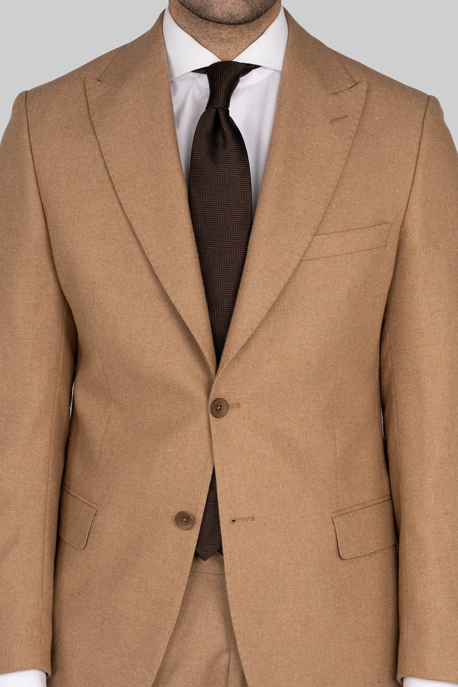 Camelfarbener Zweiteiliger Woll-Anzug mit Tailored Fit