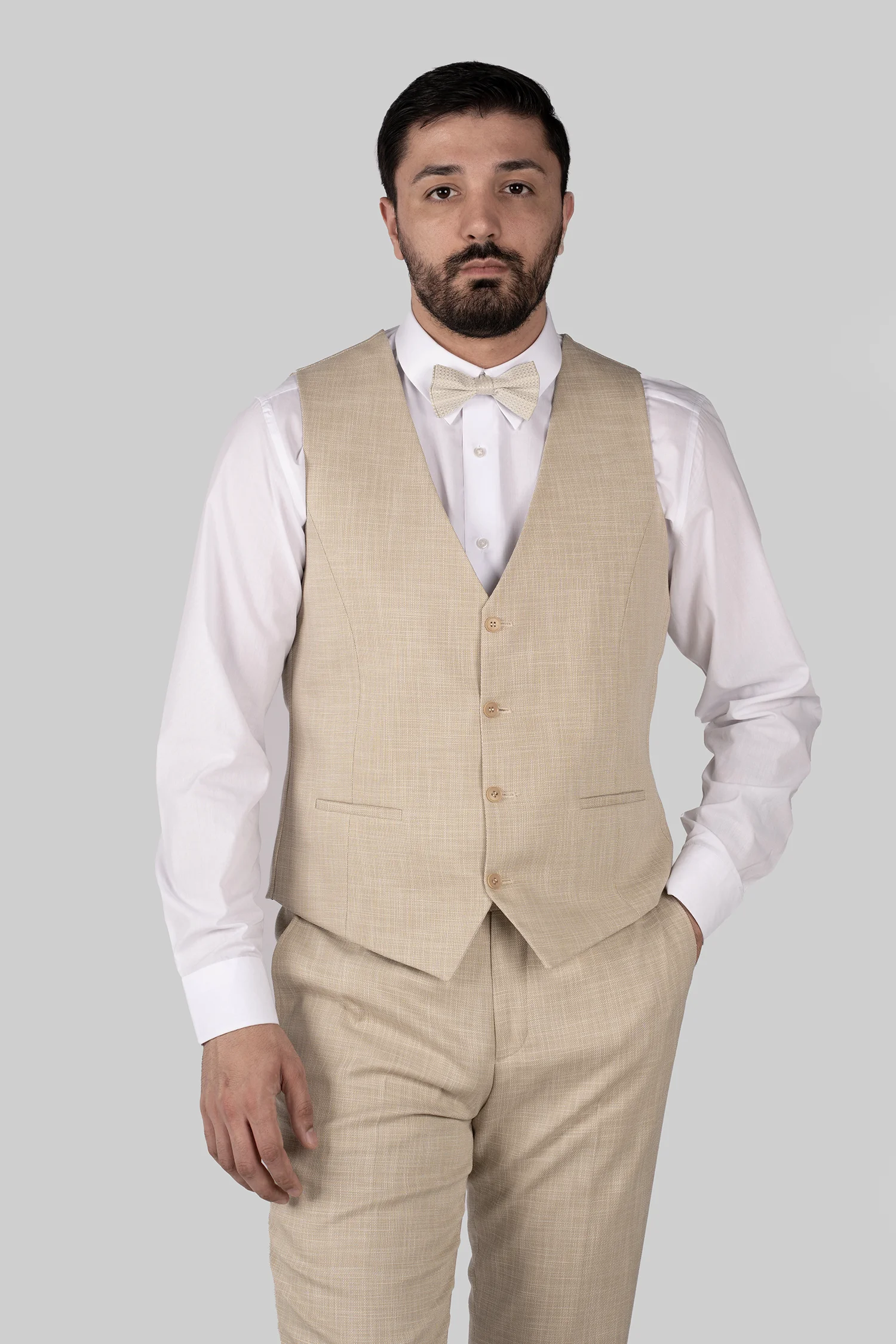 Beige Dreiteiliger -Anzug mit Tailored Fit