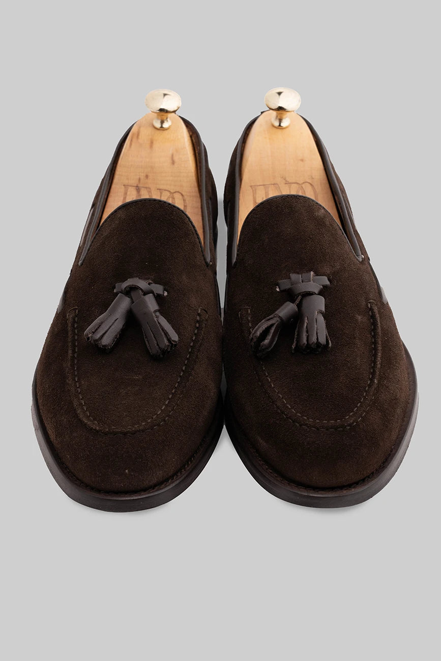 Brauner Tassel Loafer aus Veloursleder