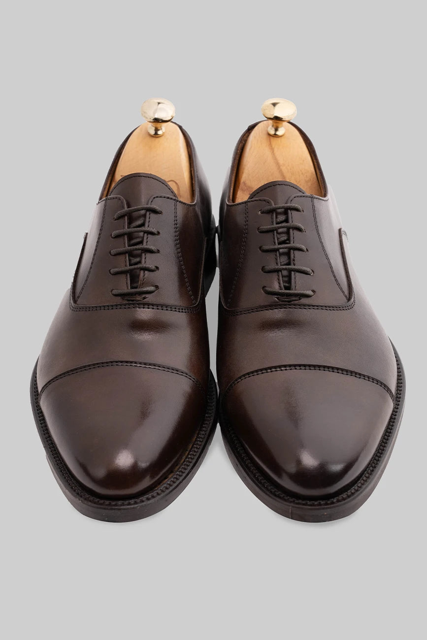 Brauner Oxford Cap-Toe-Schuh aus Kalbsleder