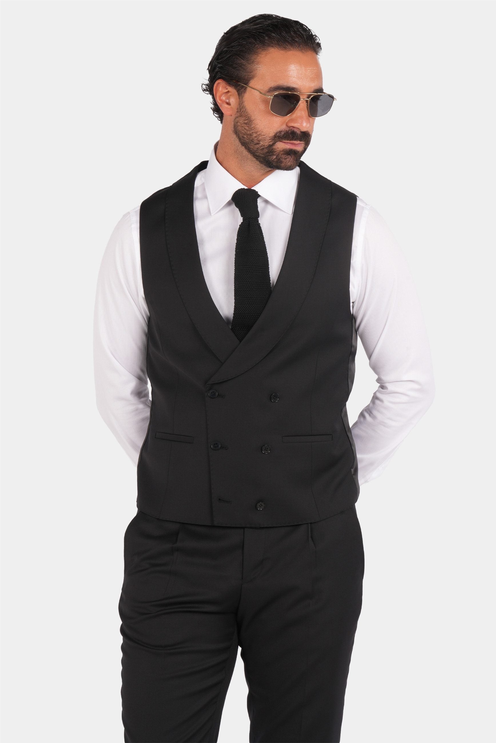 Schwarzer Slim Fit Einreiher Dreiteiliger Anzug aus Wolle