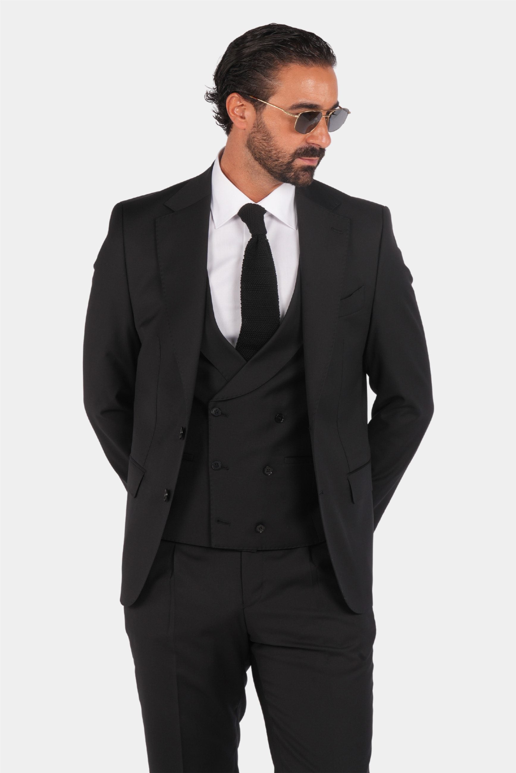 Schwarzer Slim Fit Einreiher Dreiteiliger Anzug aus Wolle
