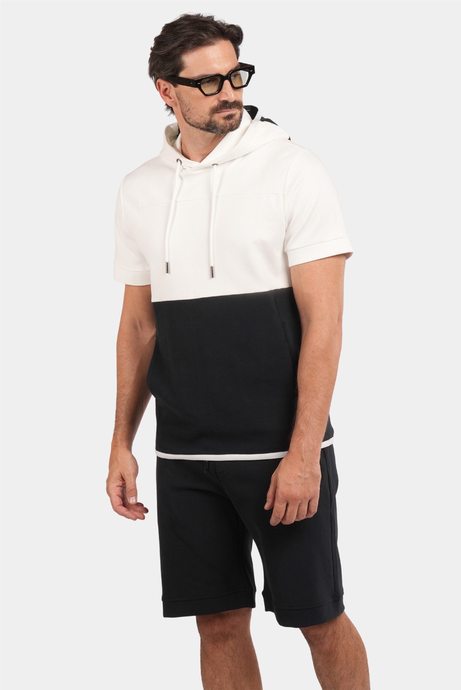 Zweifarbiger Trainingsanzug mit Kurzarm-Hoodie in Marineblau