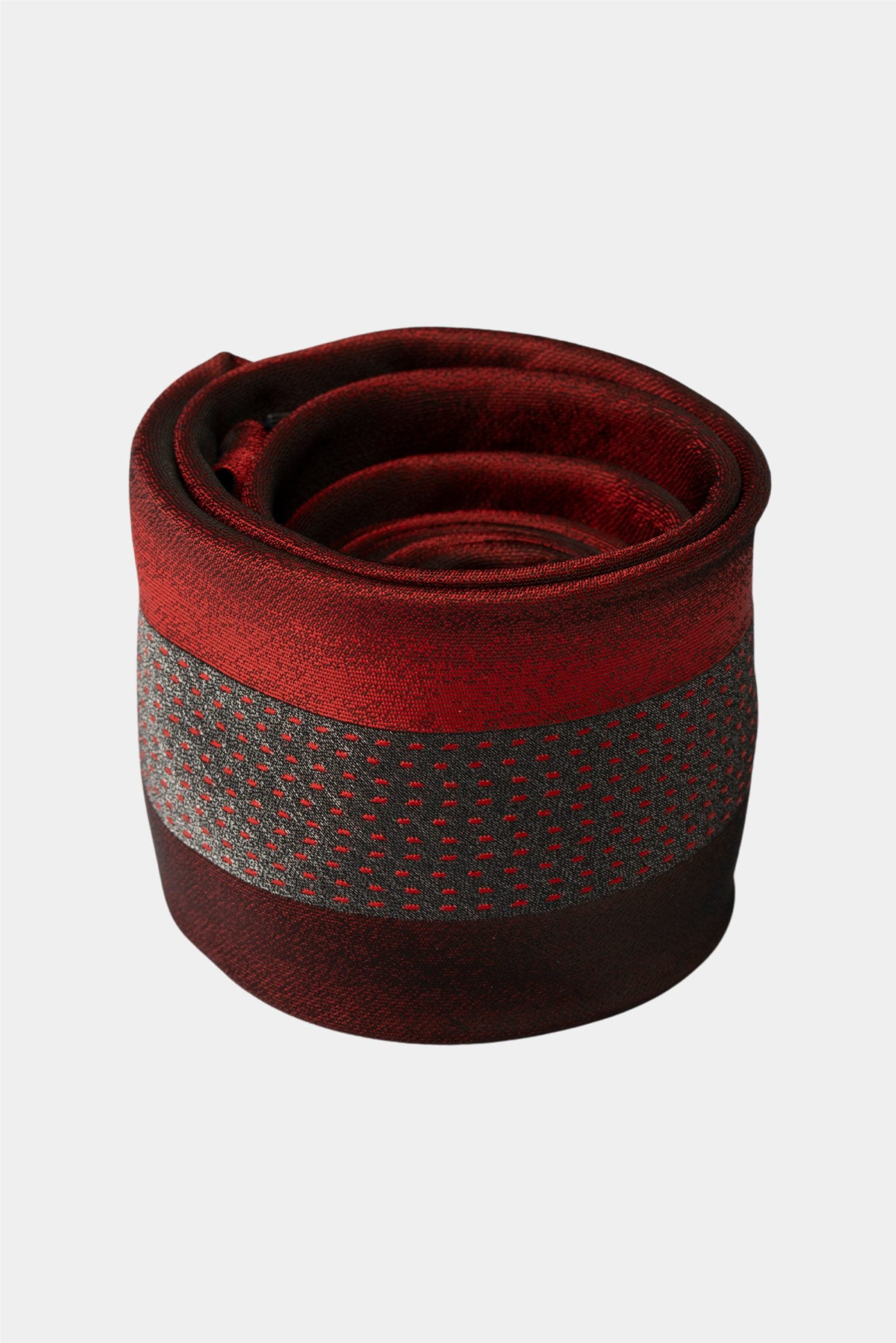 Bordeaux patterned microfiber tie
