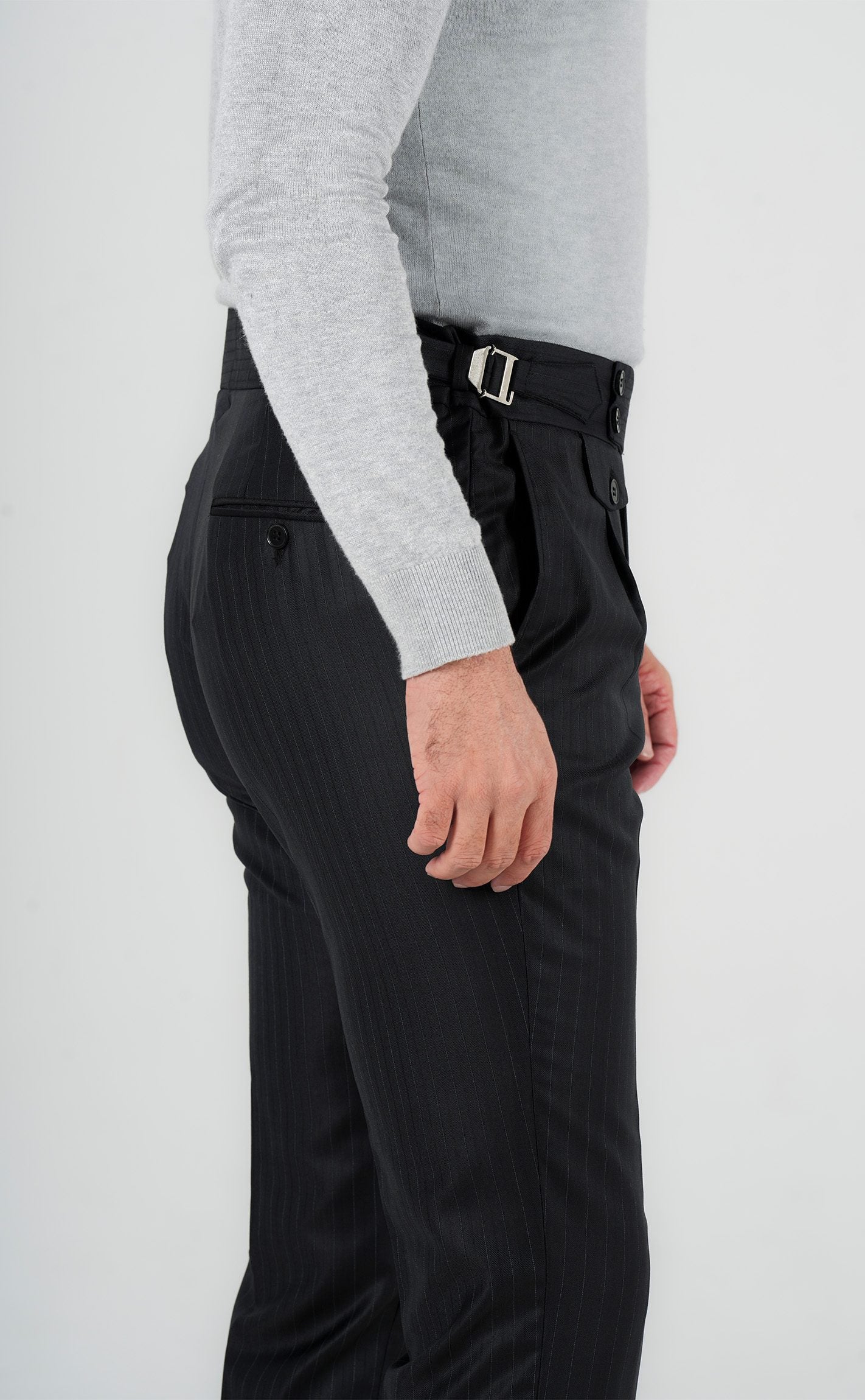 Dunkelblaue Nadelstreifenhose aus italienischer Marina Wolle Tailored Fit
