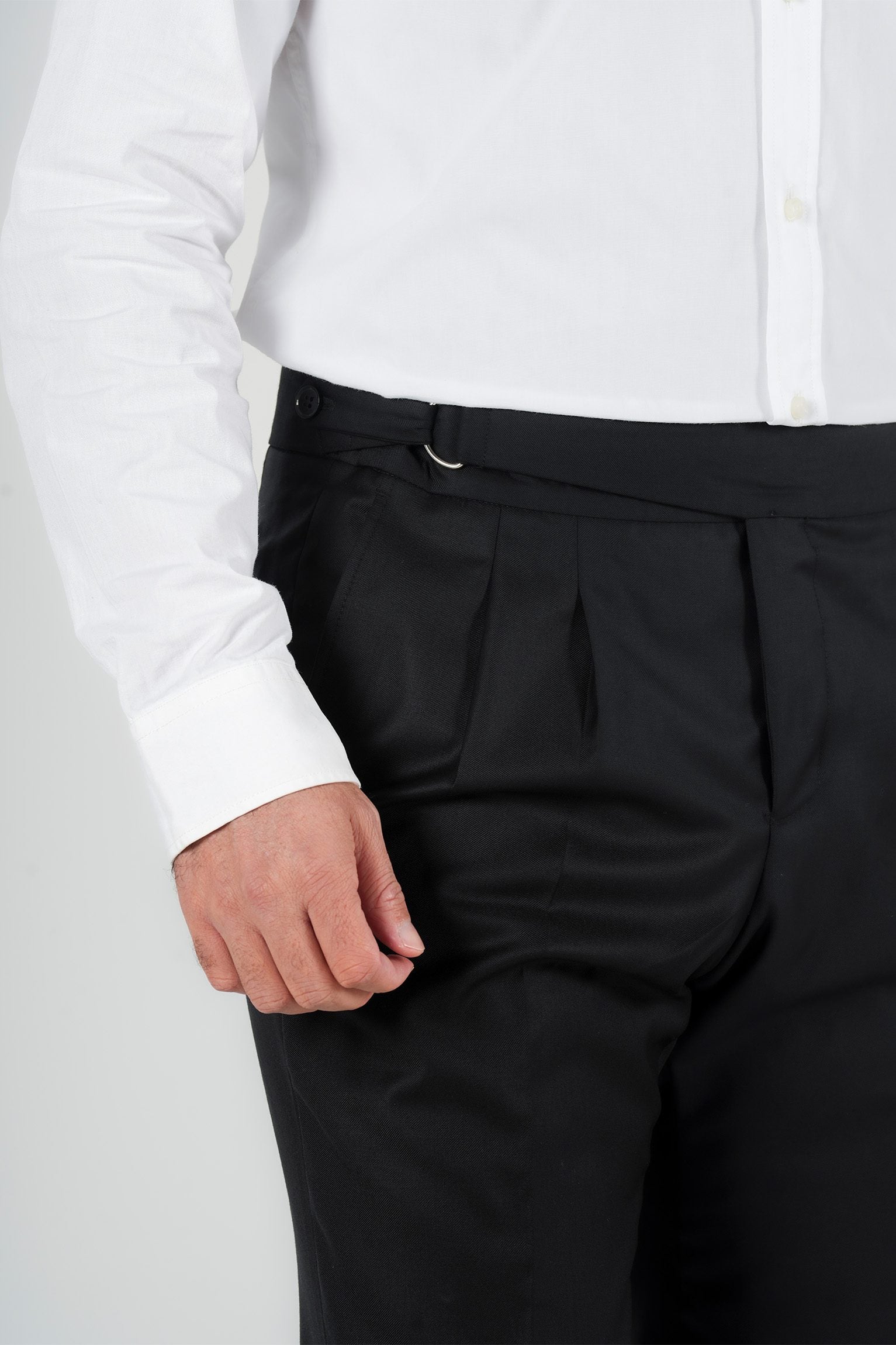 Schwarze Hose aus italienischer Wolle Tailored Fit