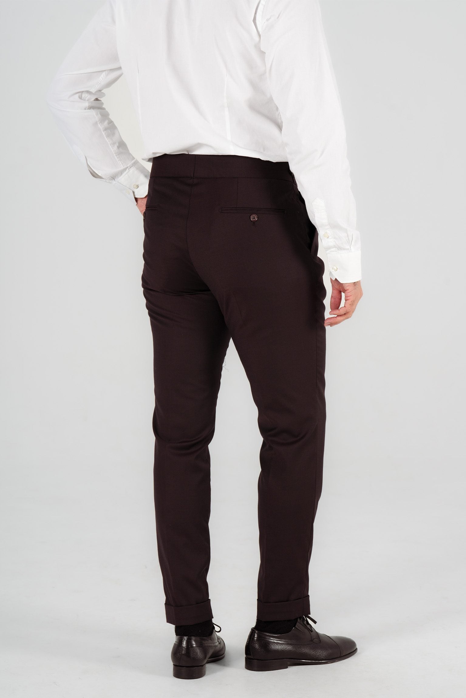 Wine-red trousers made of Italian wool, tailored fit
