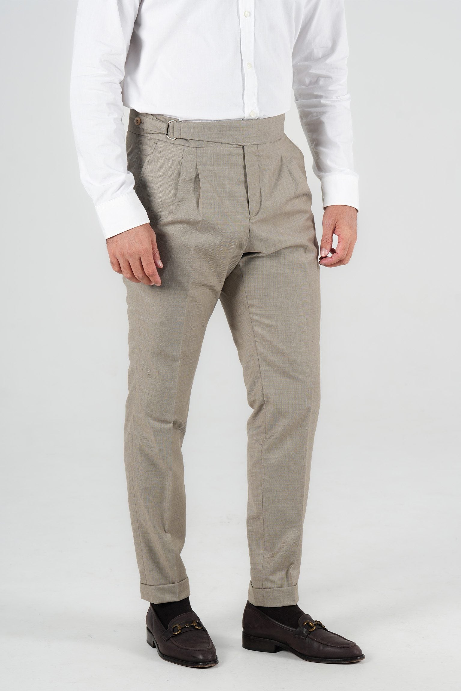 Beige trousers made of Italian wool, tailored fit
