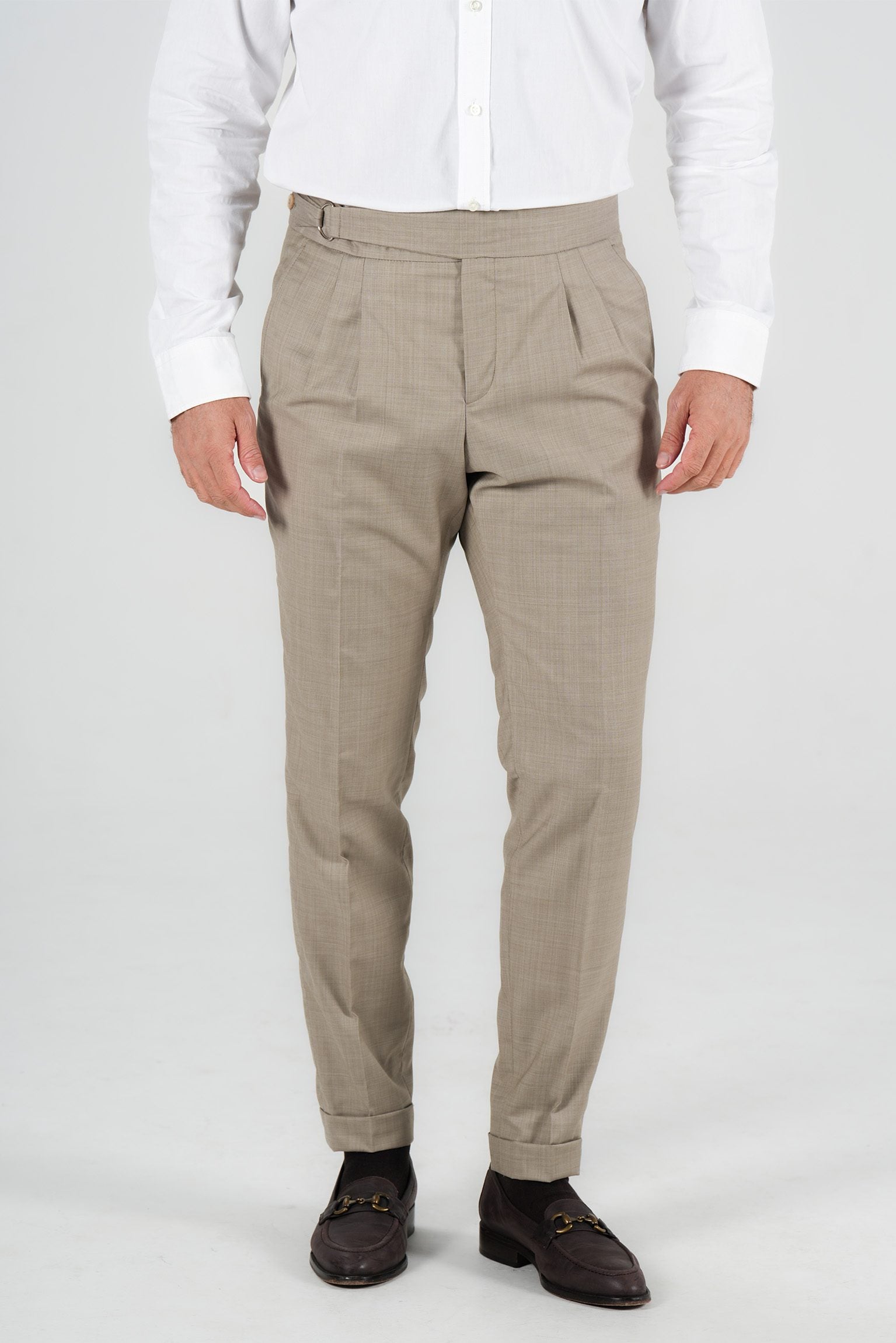 Beige trousers made of Italian wool, tailored fit