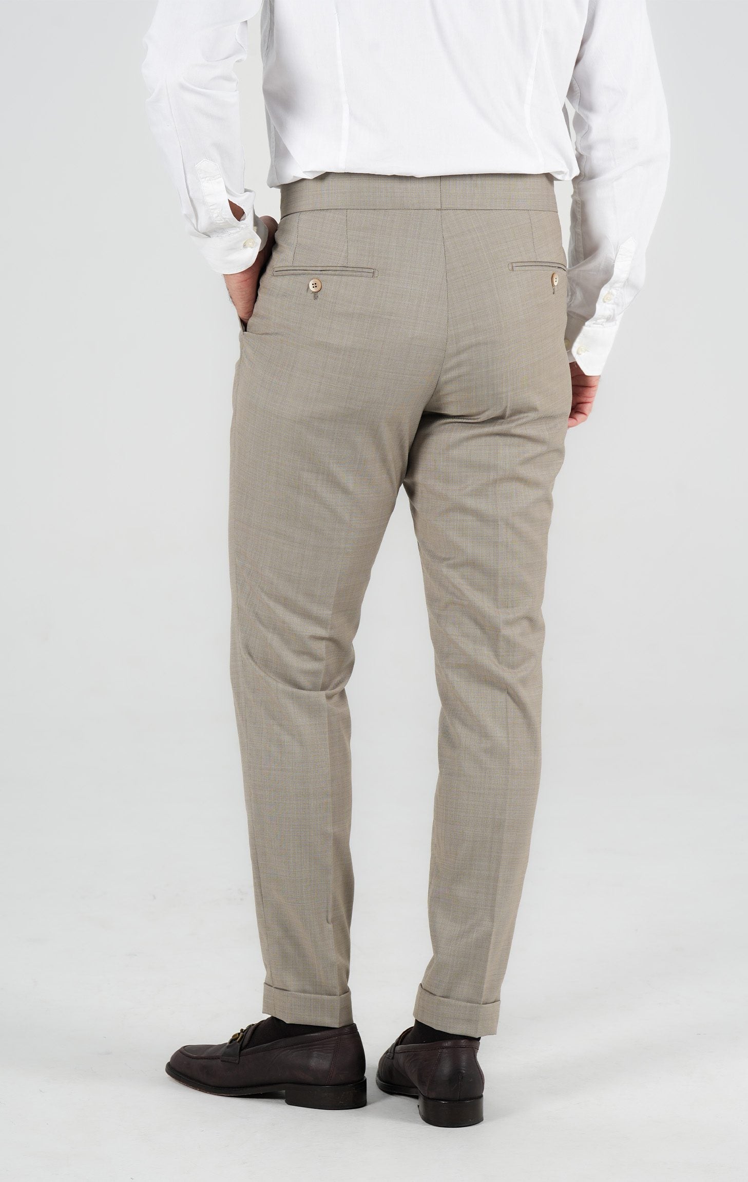 Beige trousers made of Italian wool, tailored fit
