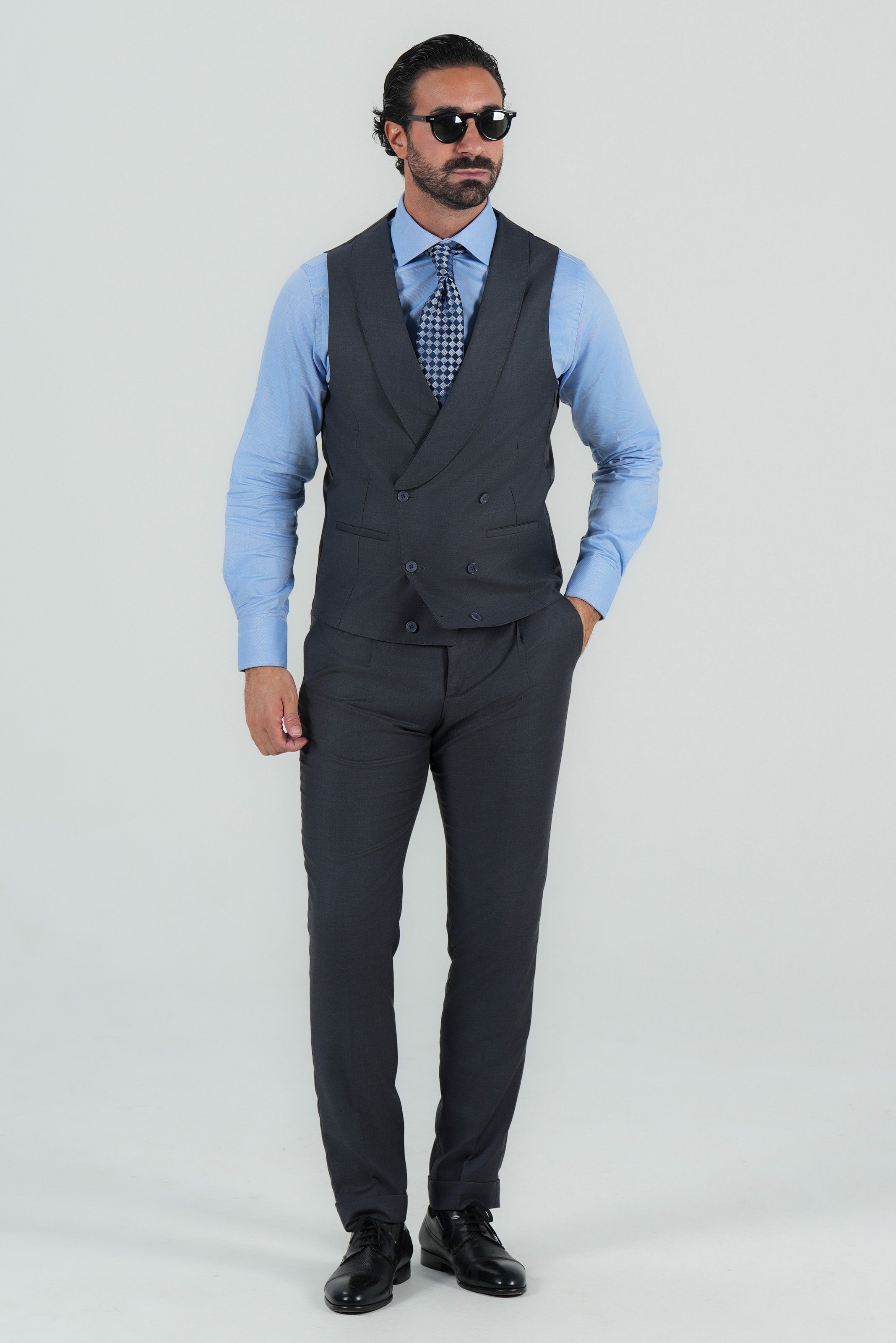 Grauer Dreiteiliger Anzug aus italienischer Marina Wolle Slim Fit