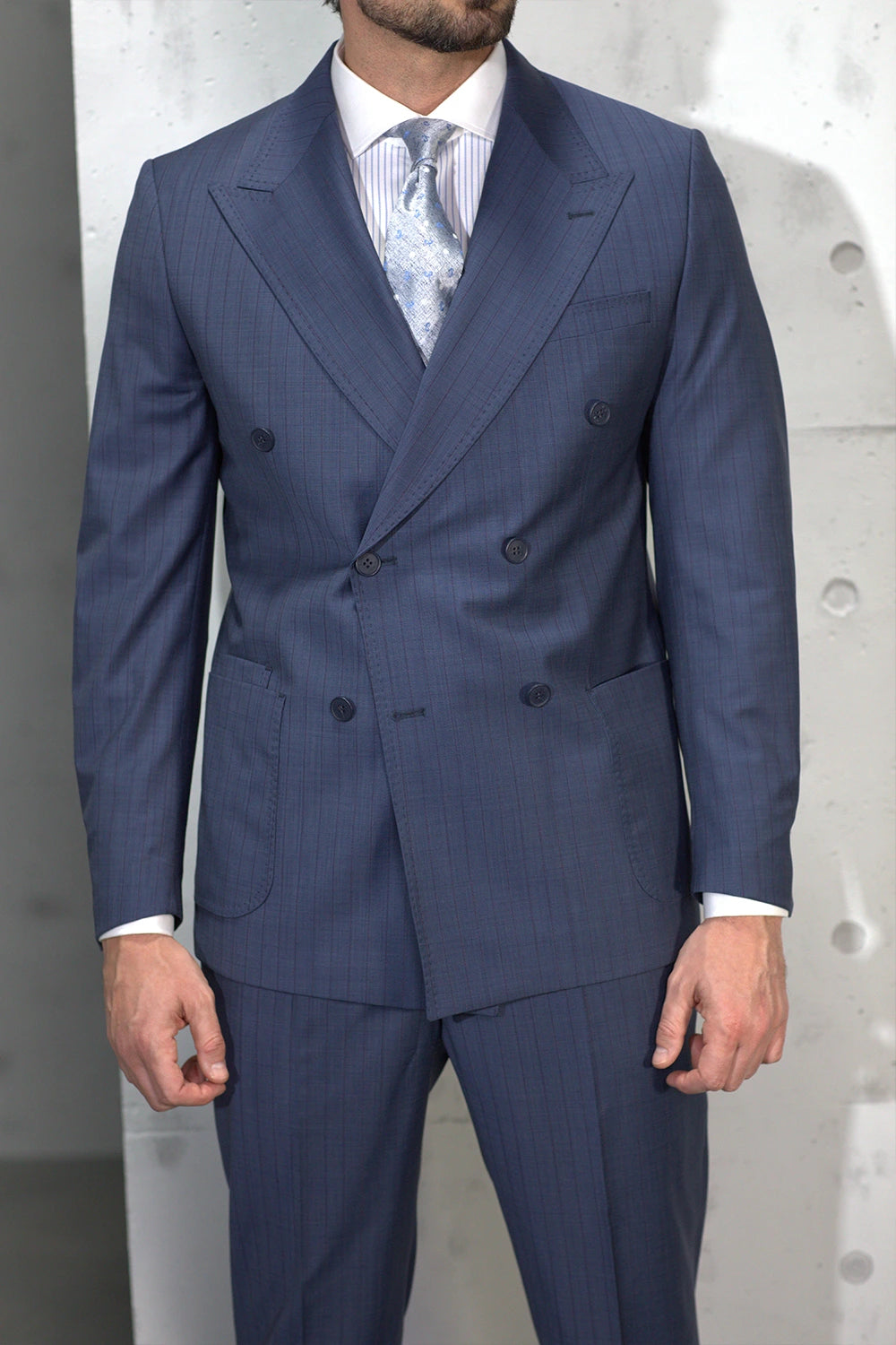 Navy blau gestreift Modern Fit Zweireiher Anzug