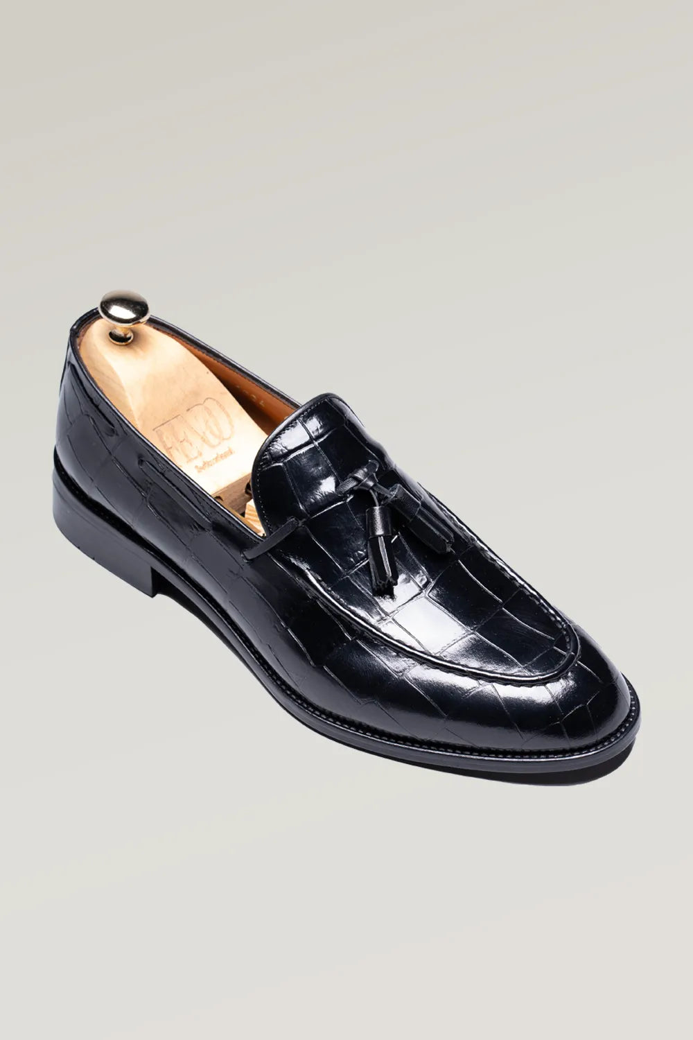 Schwarzer Buffalo Leder Tassel Loafer Schuh