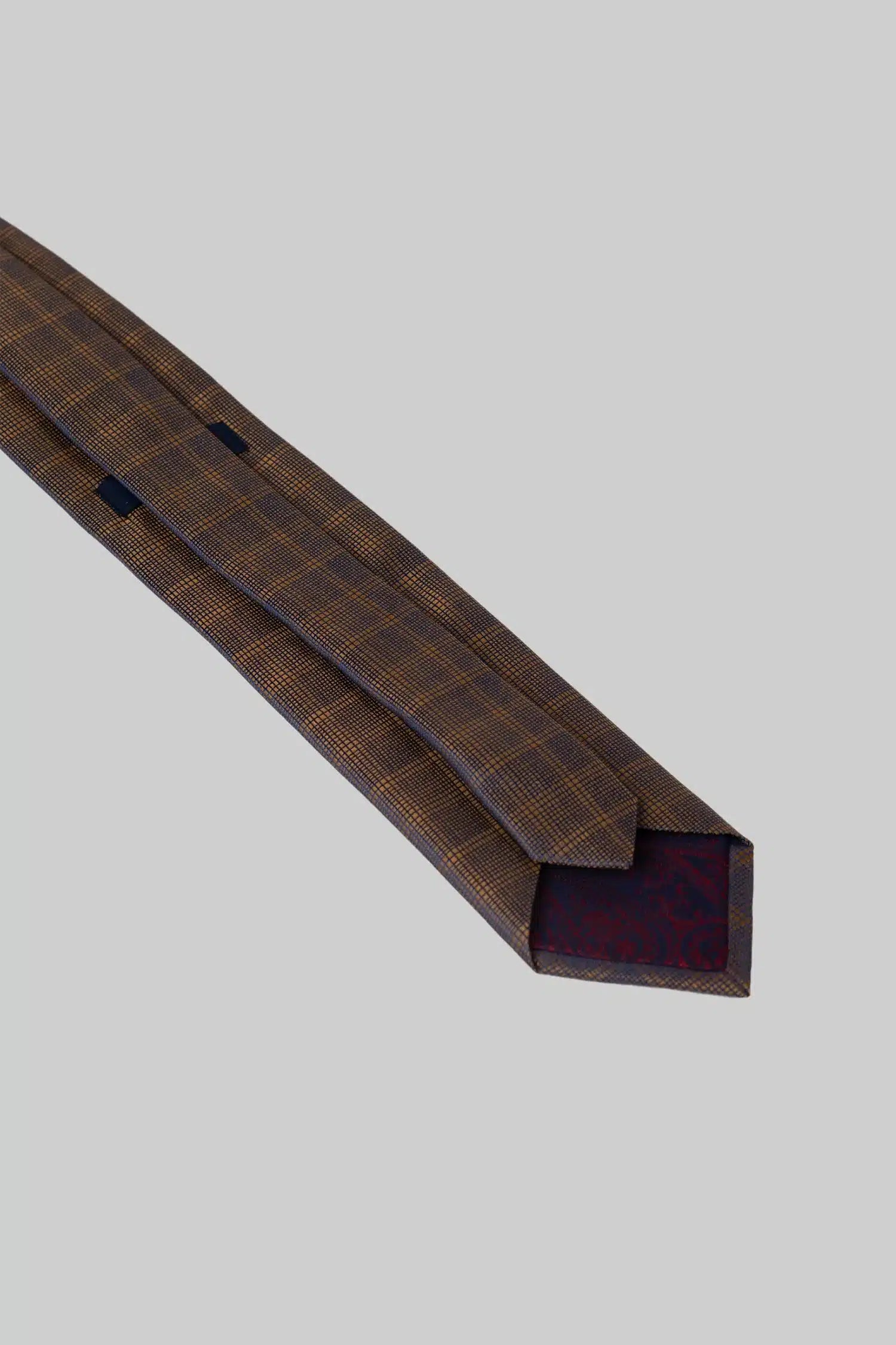 Braune Krawatte und Einstecktuch mit Karomuster aus Mikrofaser