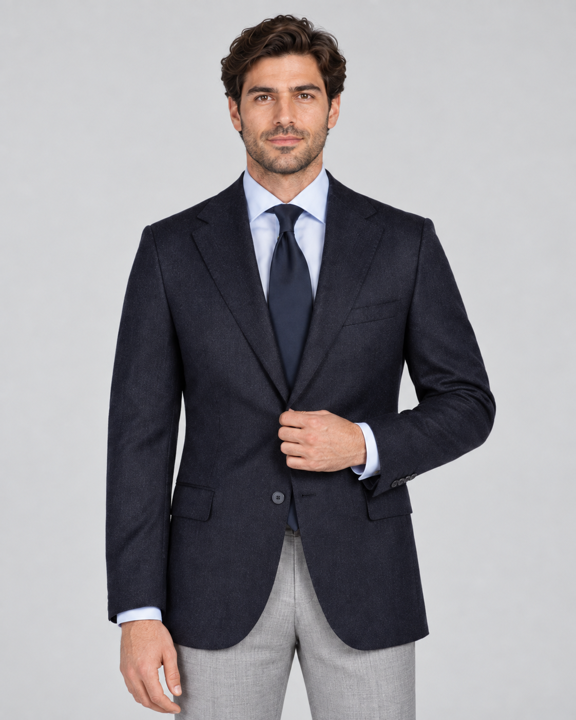Dark blue single-breasted blazer made of pure wool