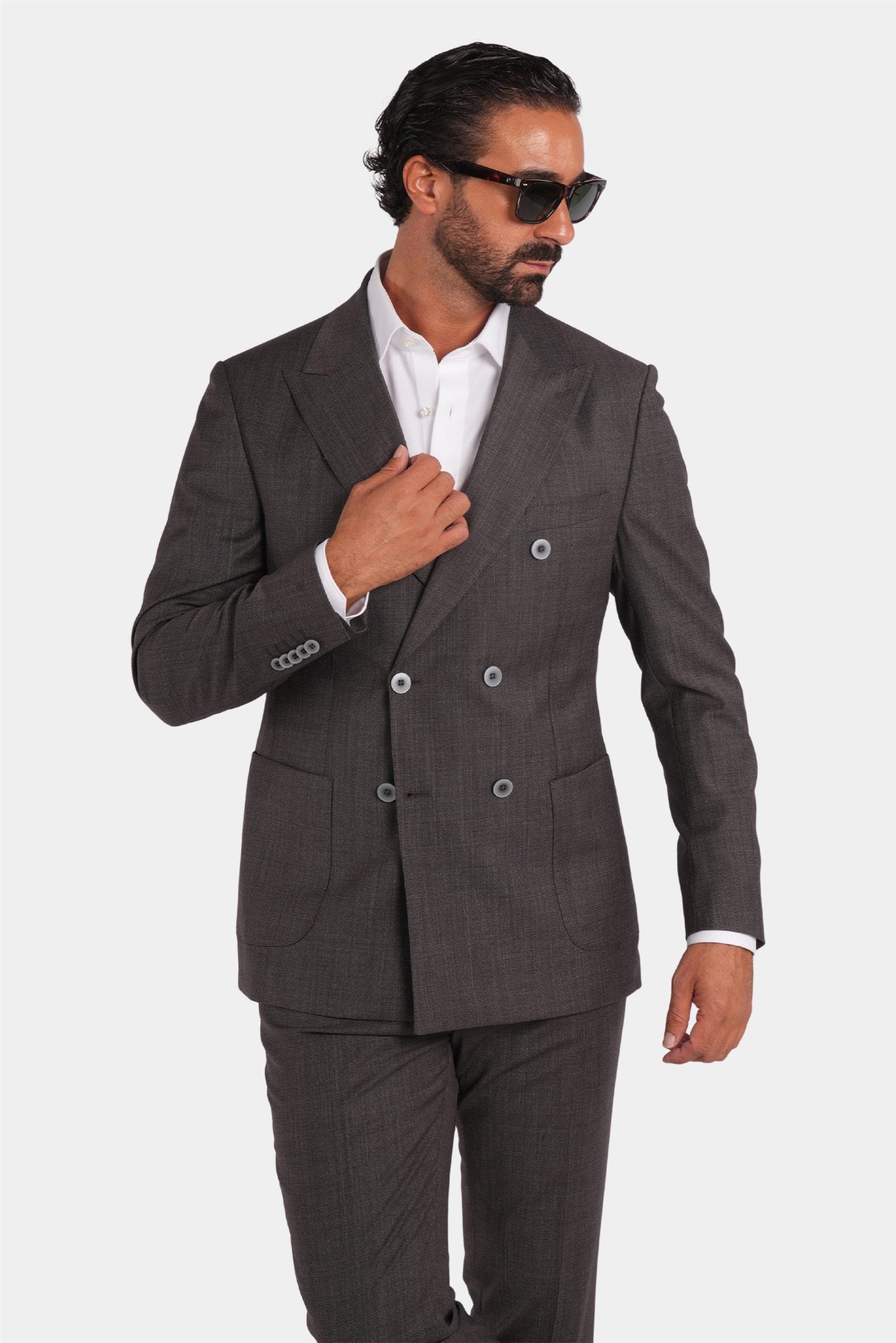 Brauner Zweiteiler-Anzug aus Wolle mit Tailored Fit