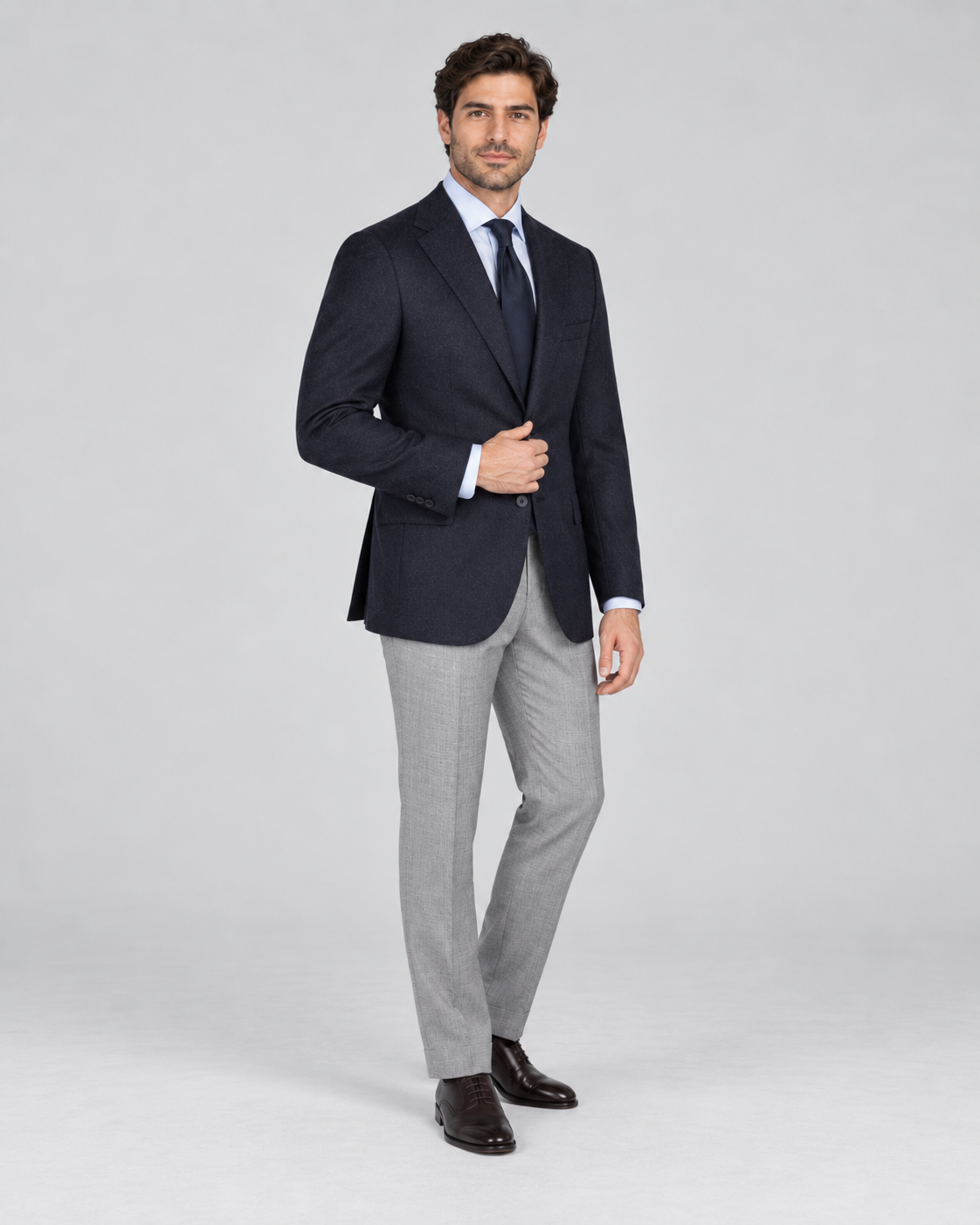Dark blue single-breasted blazer made of pure wool