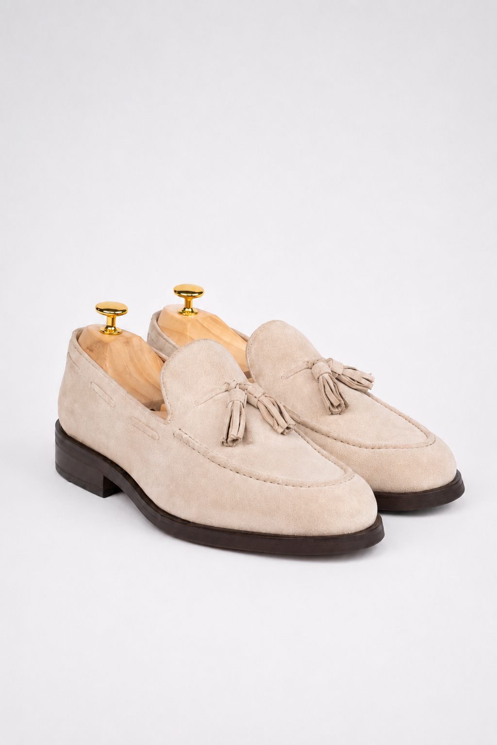 Beiger Tassel-Loafer aus Veloursleder