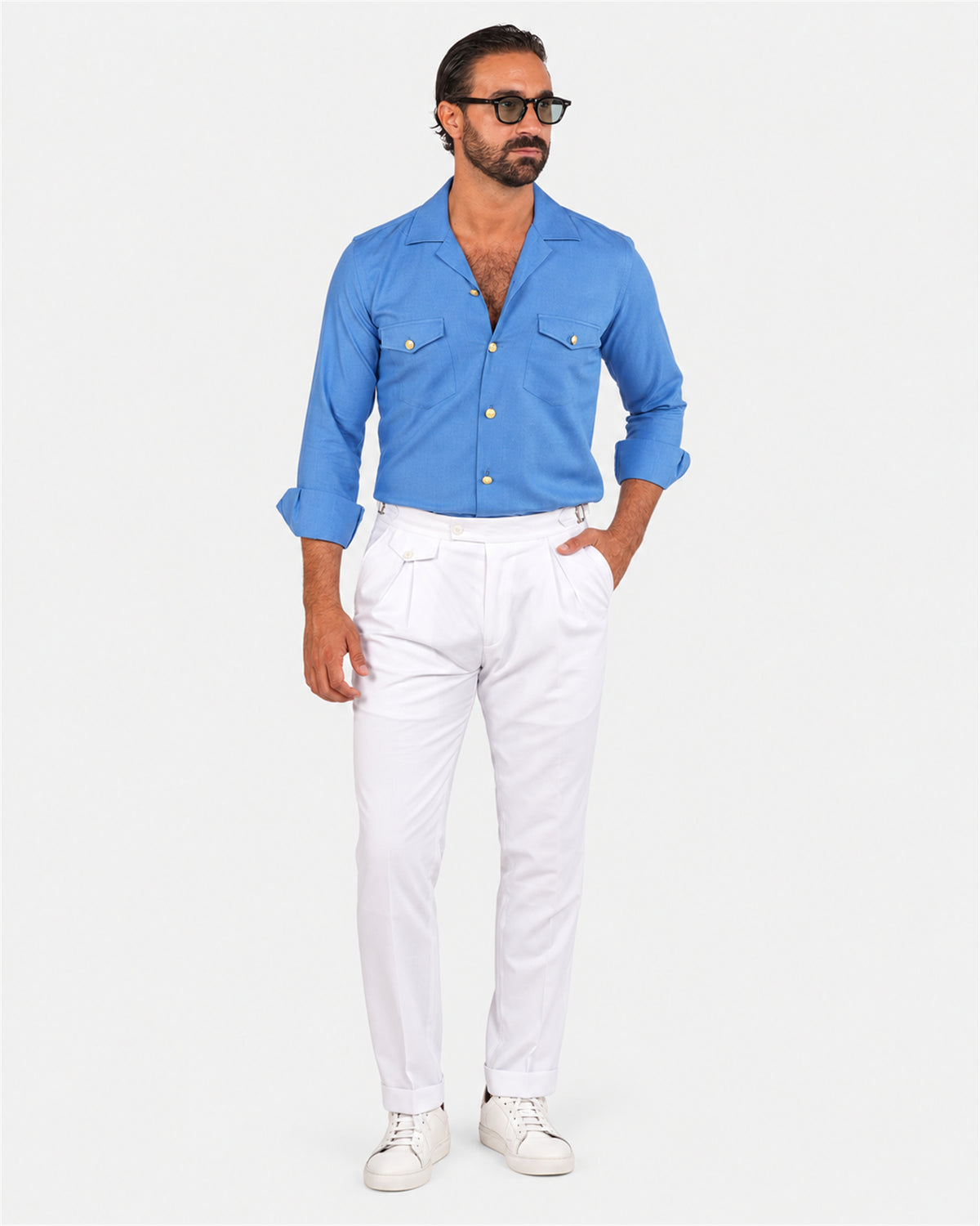 Blaues Safari-Hemd