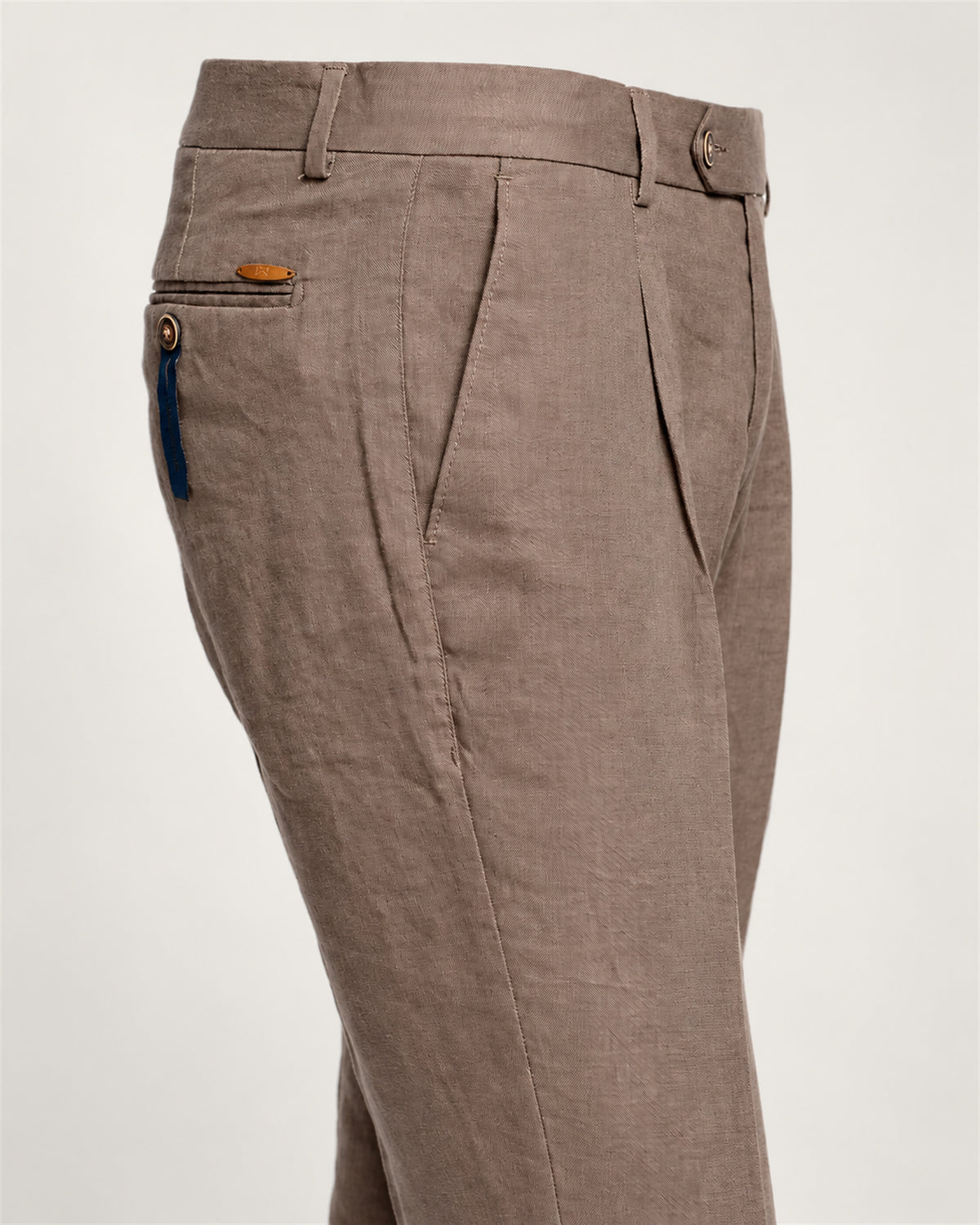 Brown slim-fit linen trousers