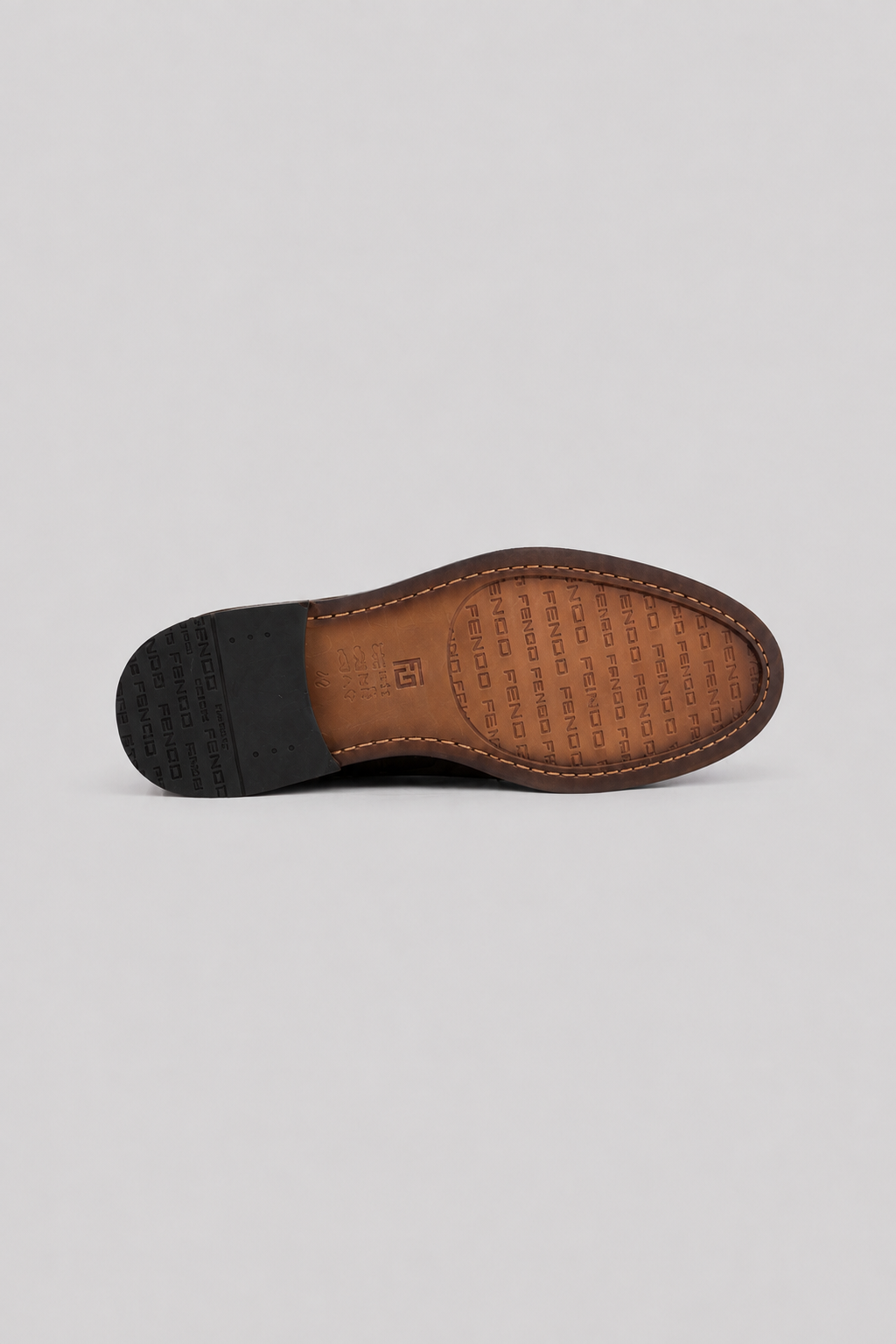 Braune Tassel-Loafer Schuhe aus Veloursleder