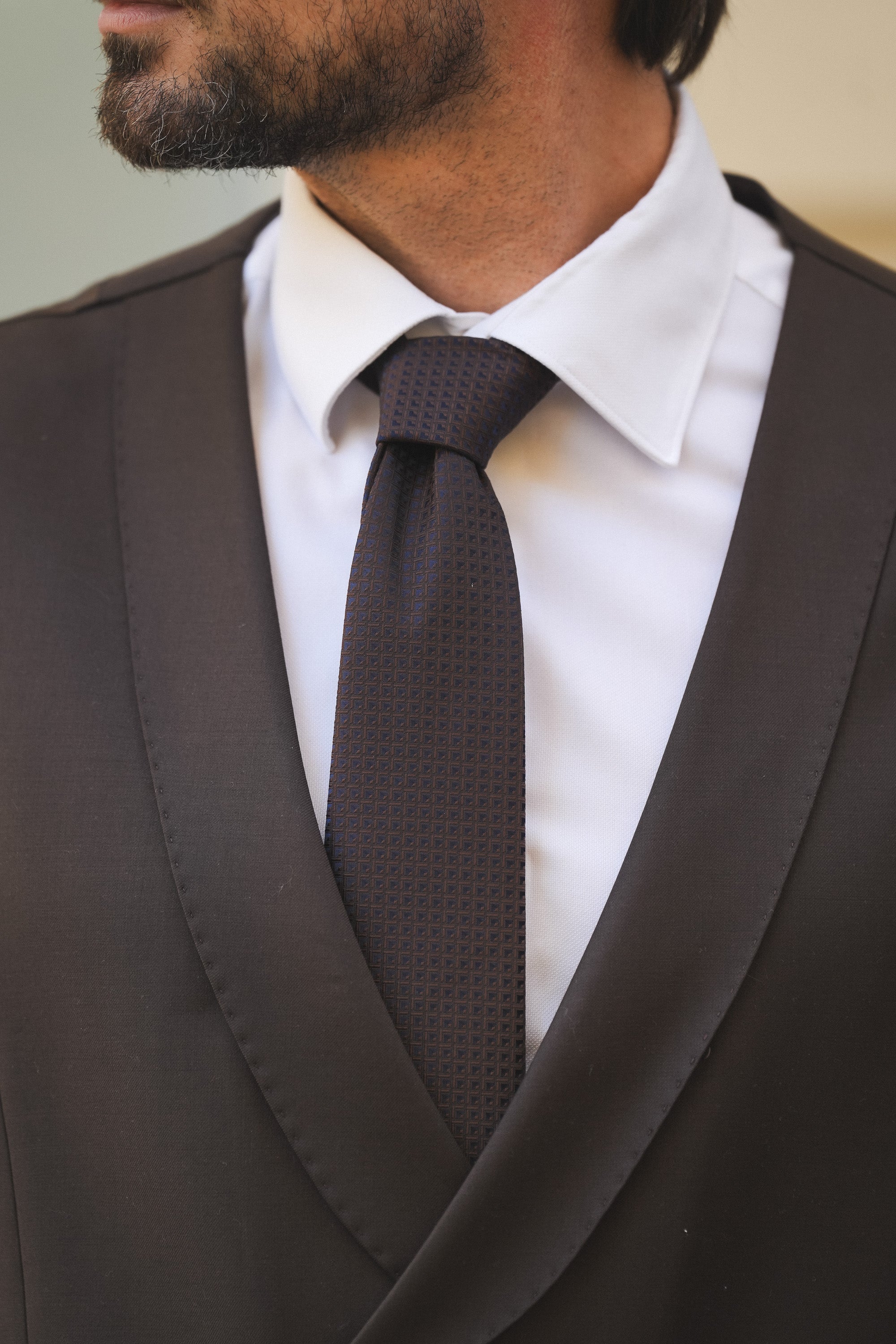Brauner Slim-Fit Super 130’s Wollanzug mit Einreiher