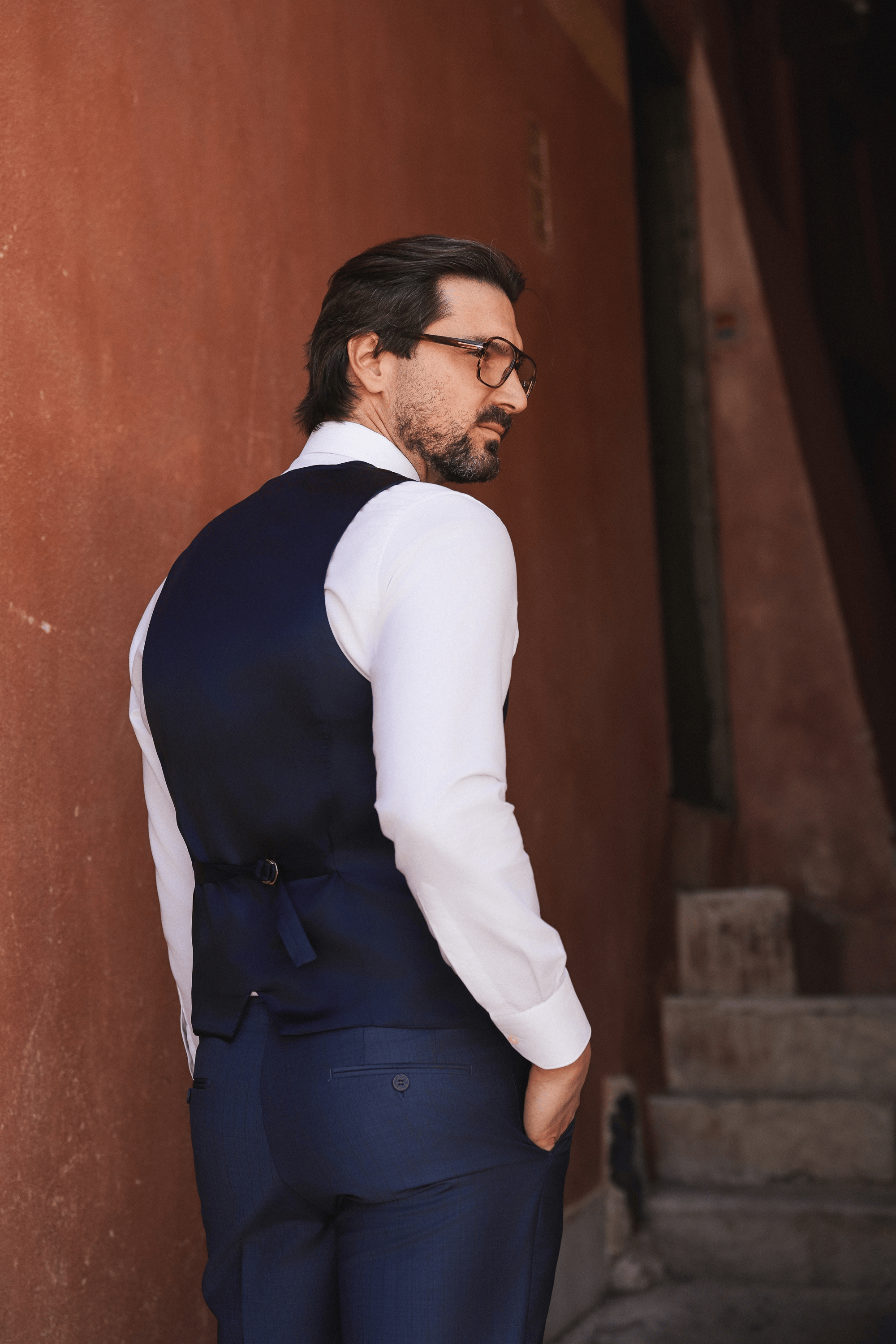 Navyblauer Slim-Fit Super 130’s Wollanzug mit Karomuster und Einreiher