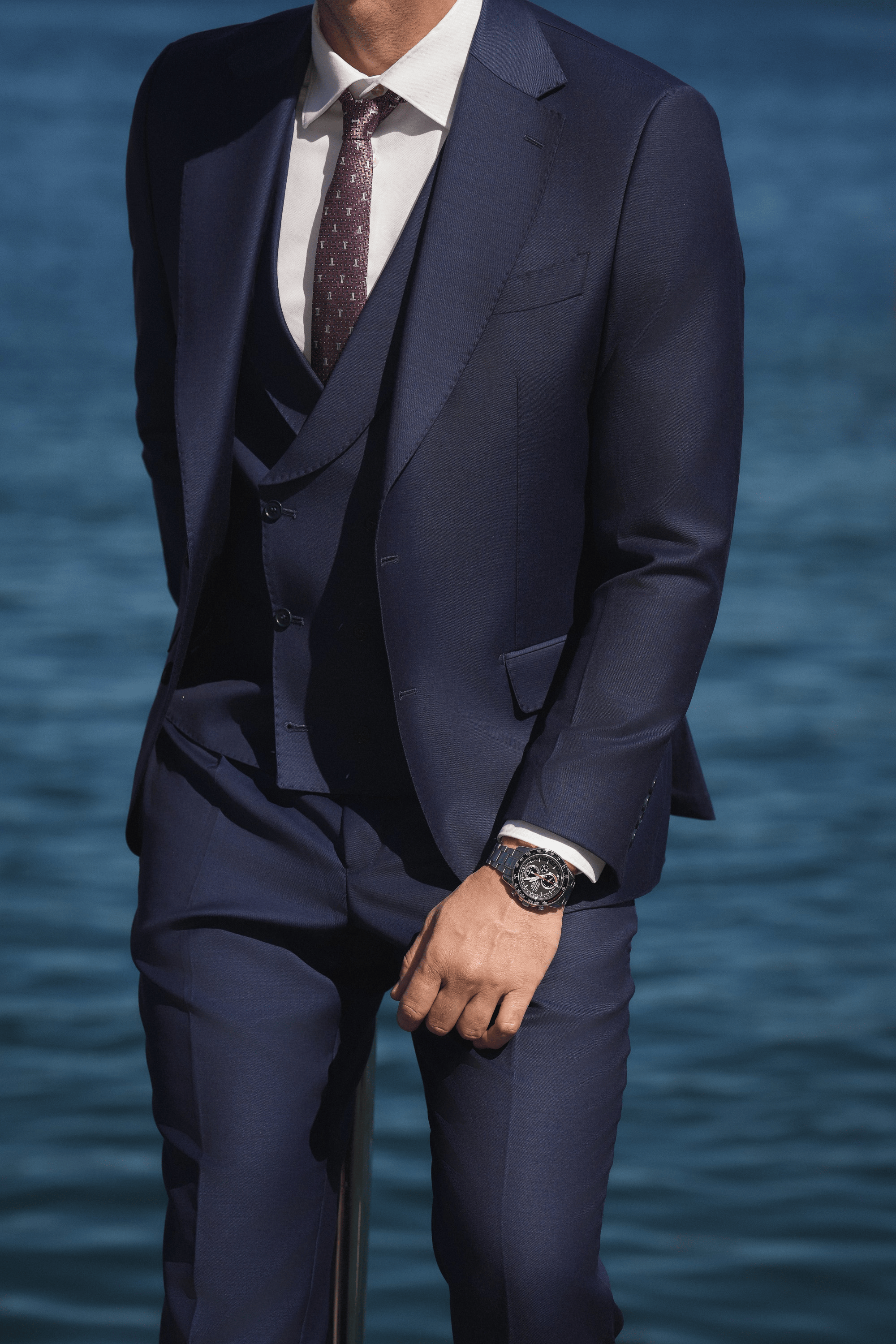Dunkelblauer Slim-Fit Super 130’s Wollanzug mit Einreiher