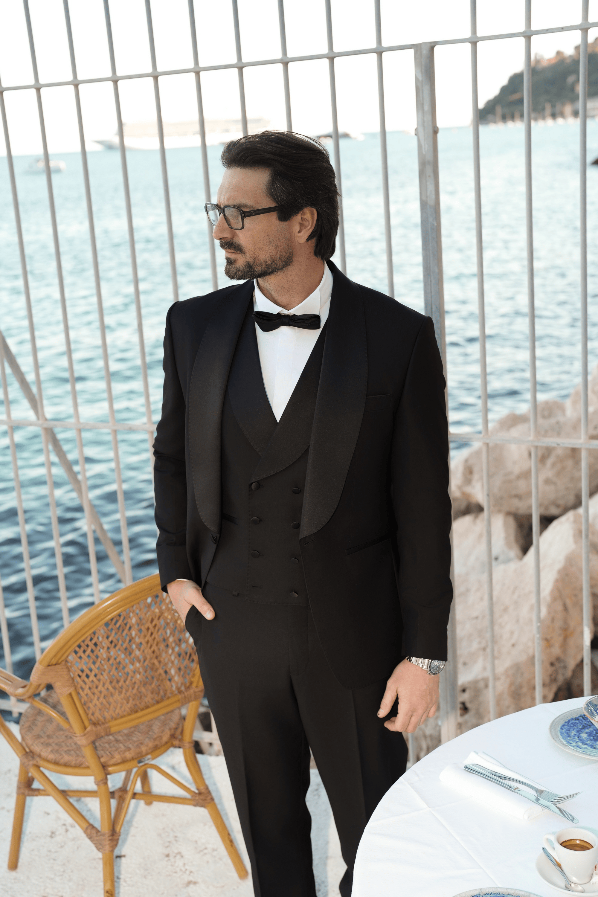 Schwarzer Slim-Fit Cerruti Super 160’s Wollanzug mit Einreiher