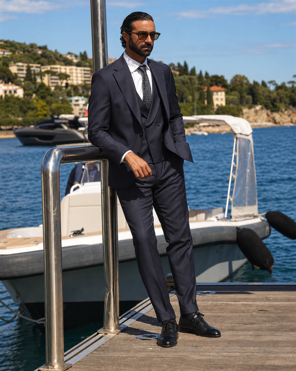 Dark blue Slim-Fit Super 130's pinstripe wool suit with single-breasted jacket