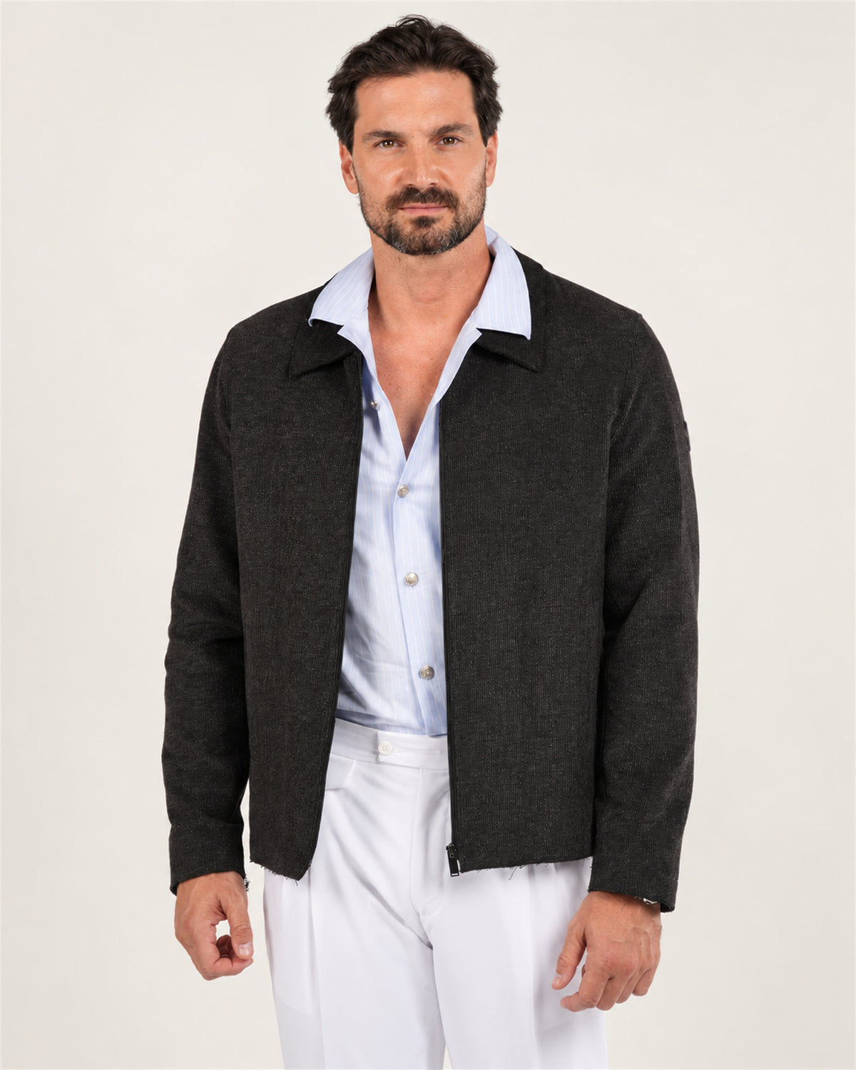 Dunkelgraue italienische Jacke