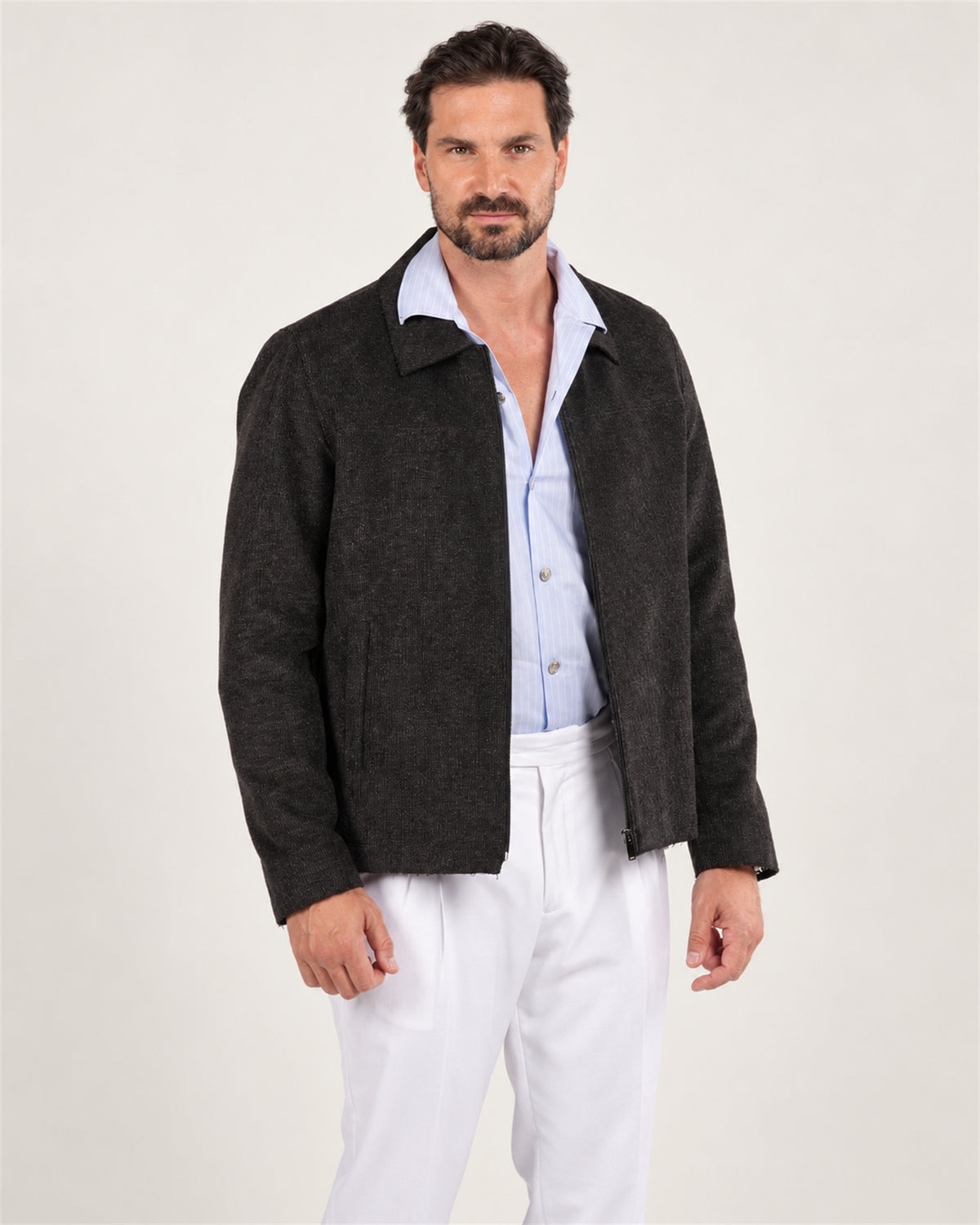 Dunkelgraue italienische Jacke