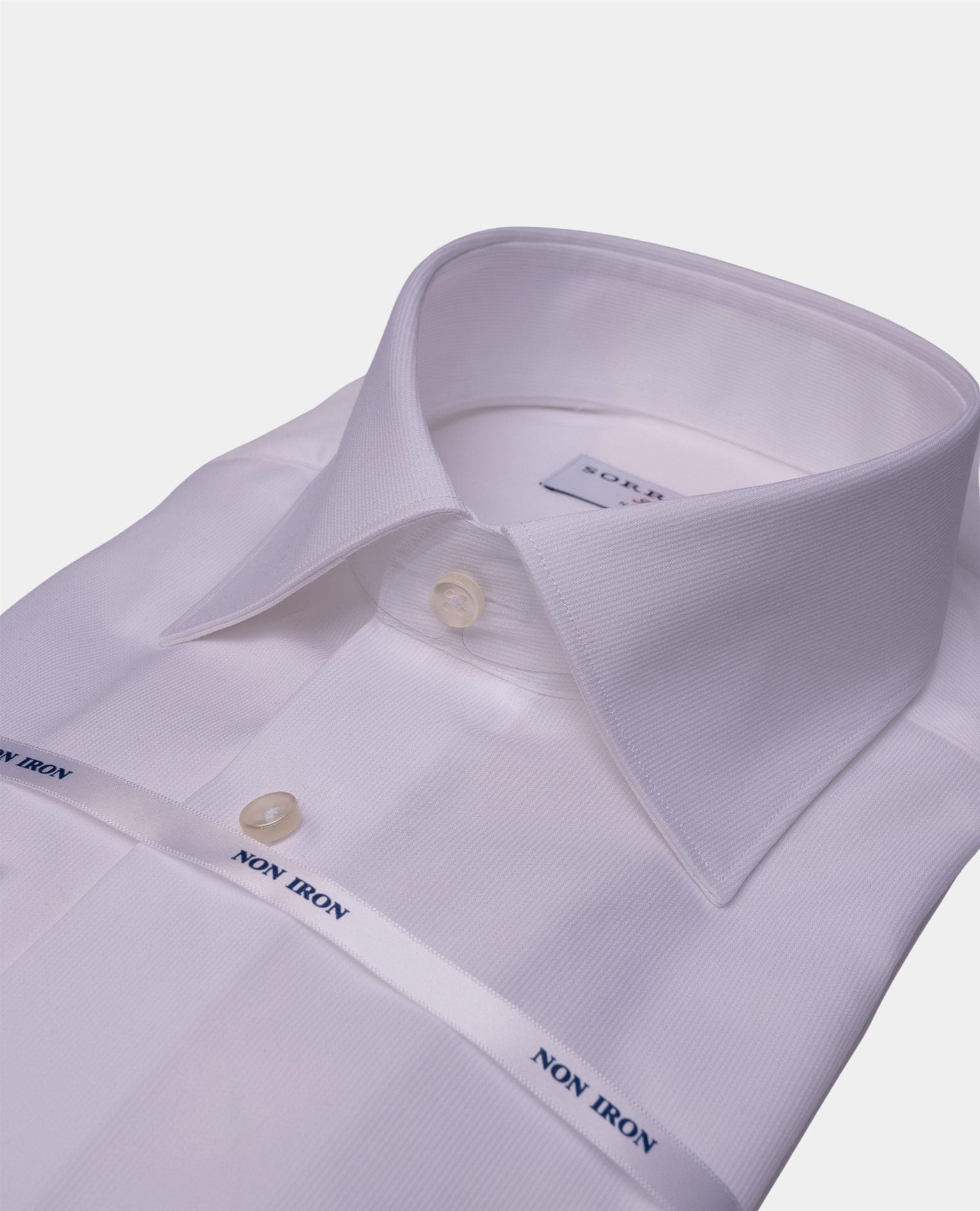 Weisses Baumwoll-Smokingshirt