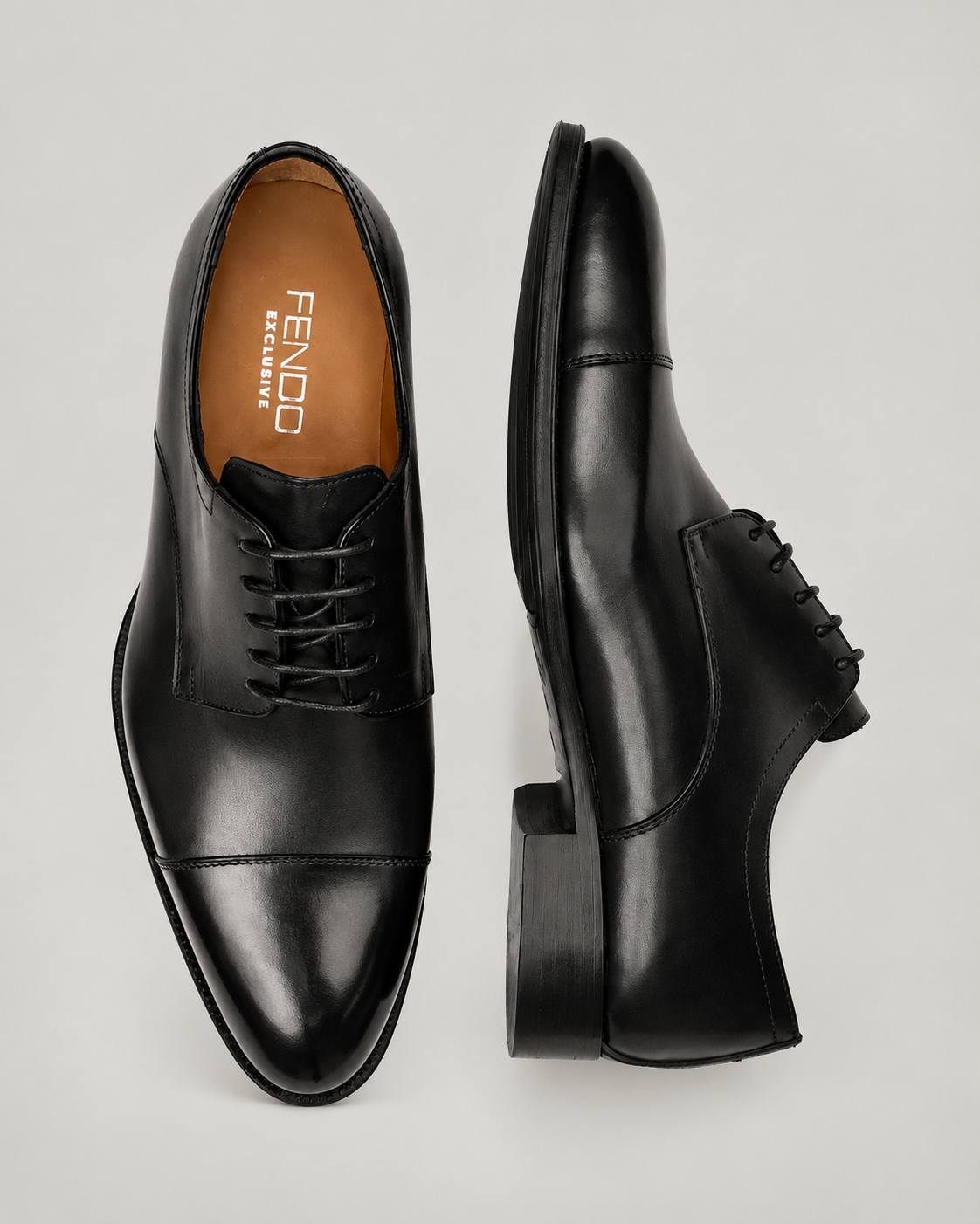 Schwarze Derby-Schuhe aus Kalbsleder mit Cap Toe