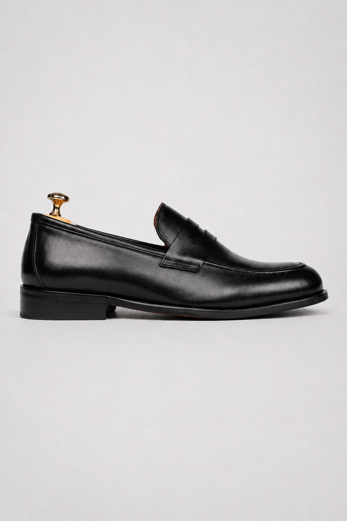 Black calfskin penny loafers