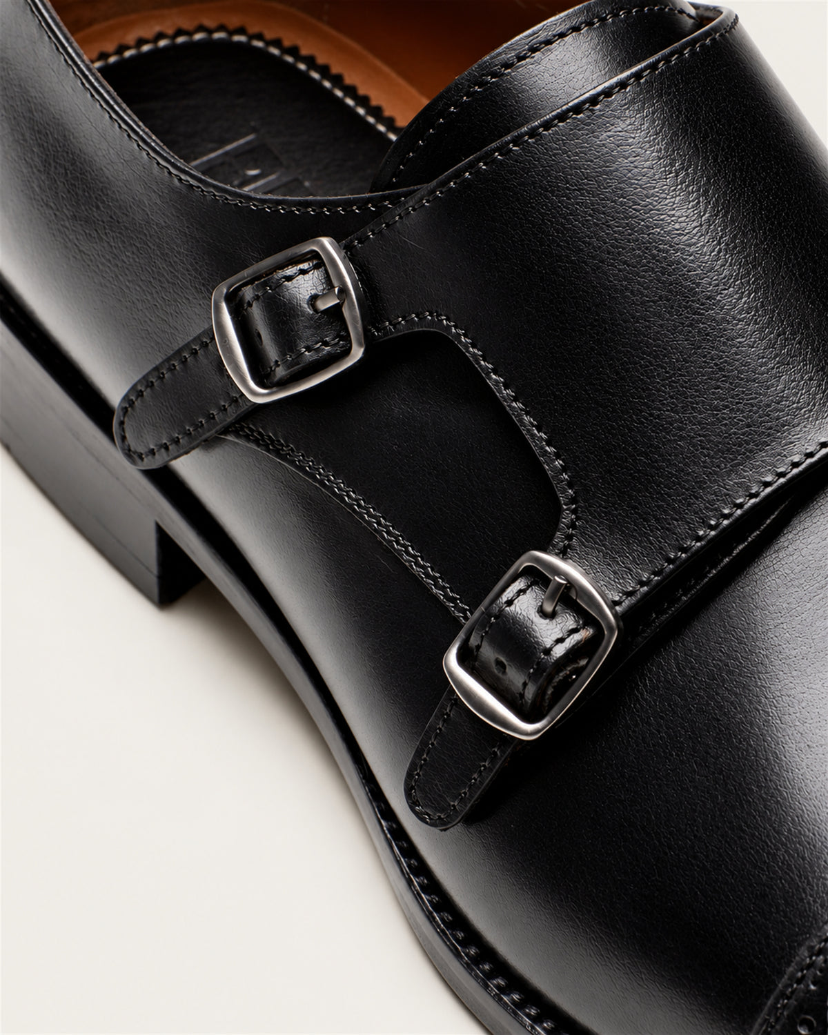 Black buffalo leather double monk strap shoes – double buckle detail