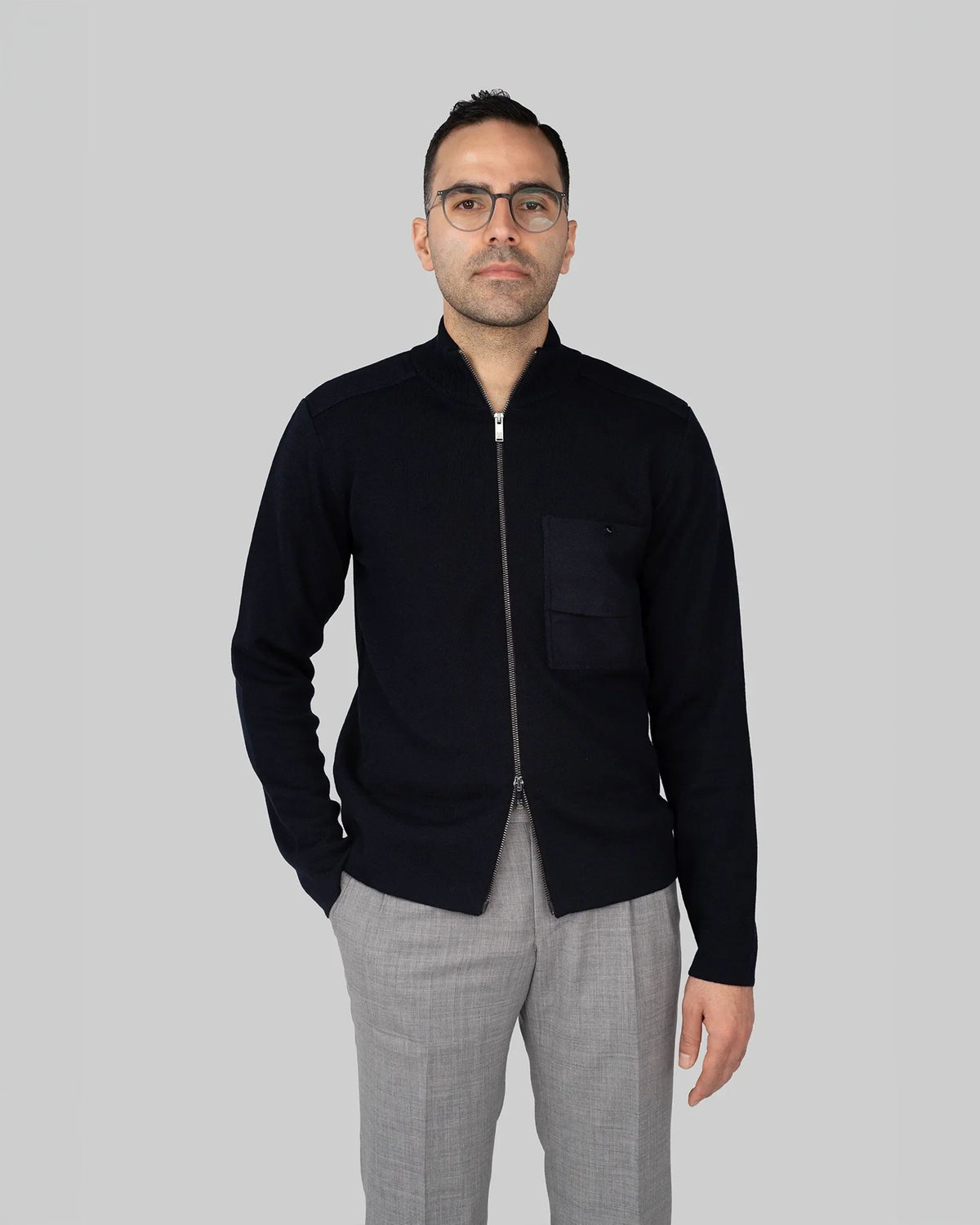 Schwarzer Regular-Fit-Zip-Up-Pullover aus Wollmischung