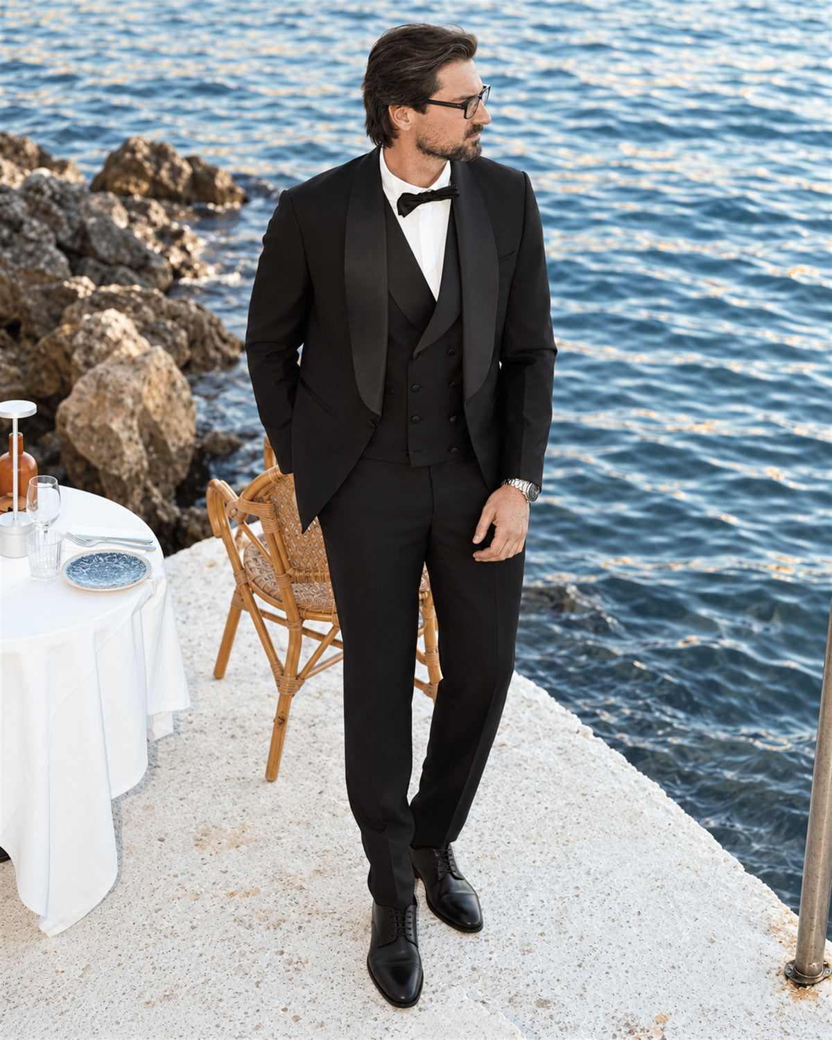 Schwarzer Slim-Fit-Einreiher aus Cerruti Super-160s-Wolle