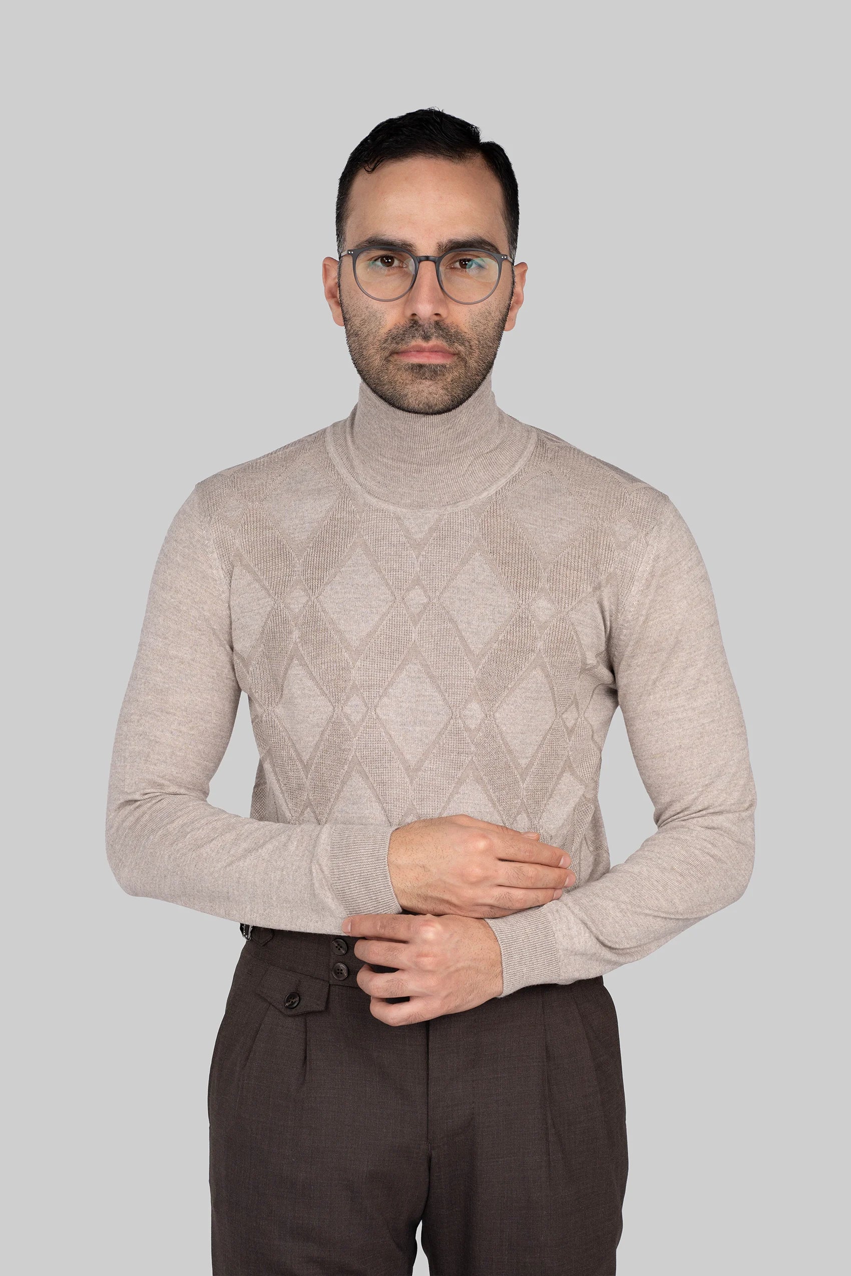 Beiger italienischer Woll-Acryl-Rollkragenpullover