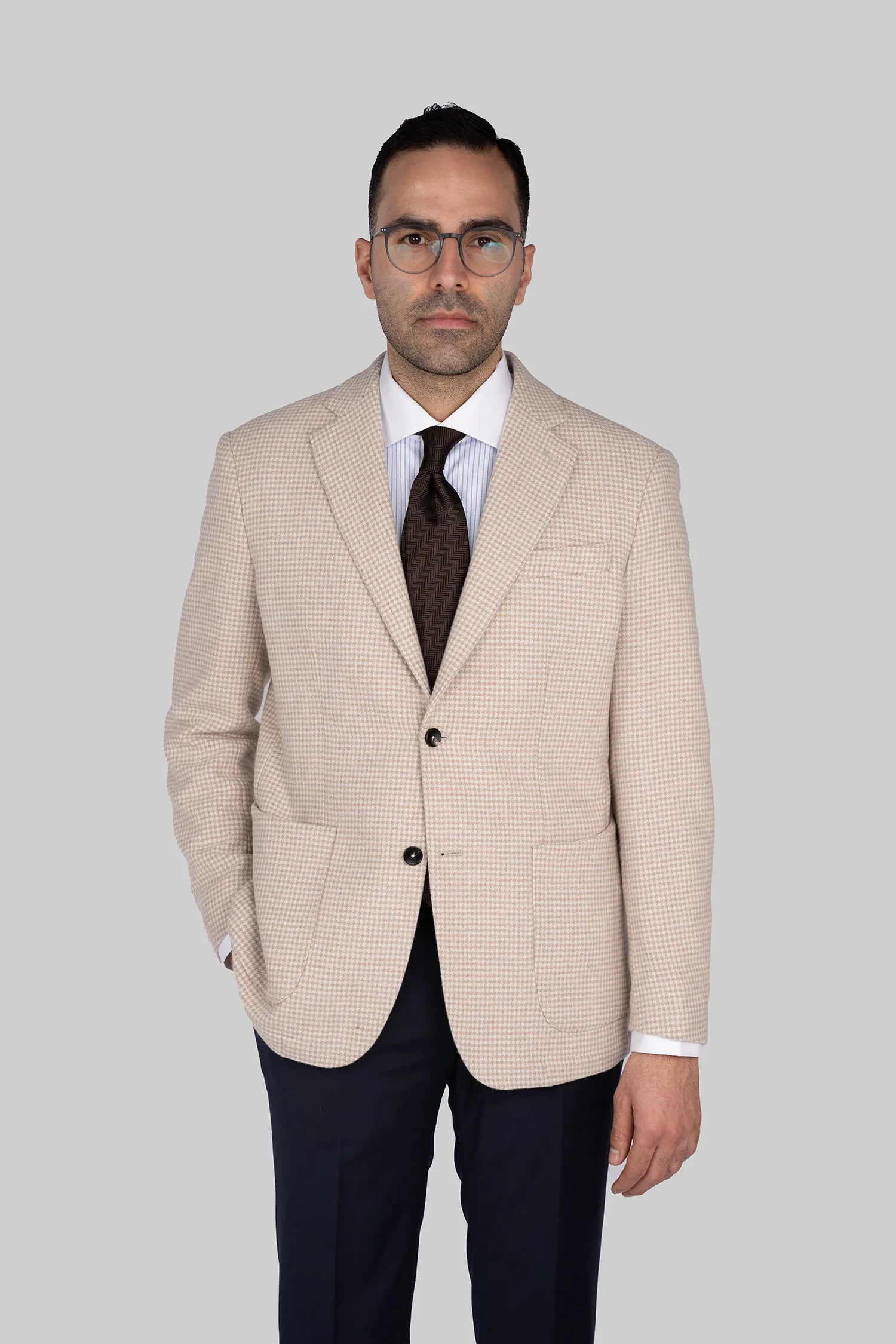 Gemusterter Einreiher in Creme – Slim Fit aus Wolle