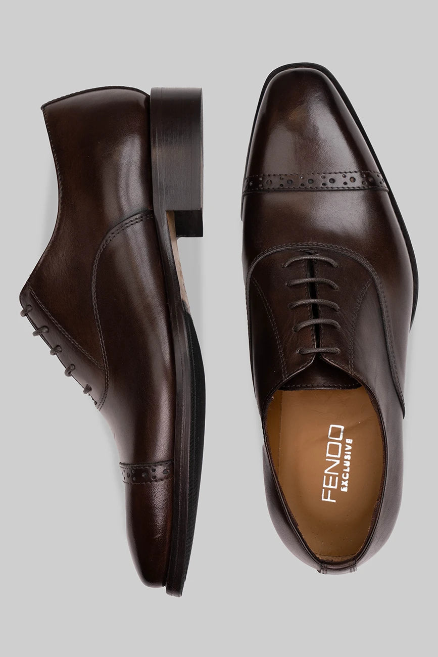 Brauner Oxford Cap-Toe-Schuh aus Kalbsleder