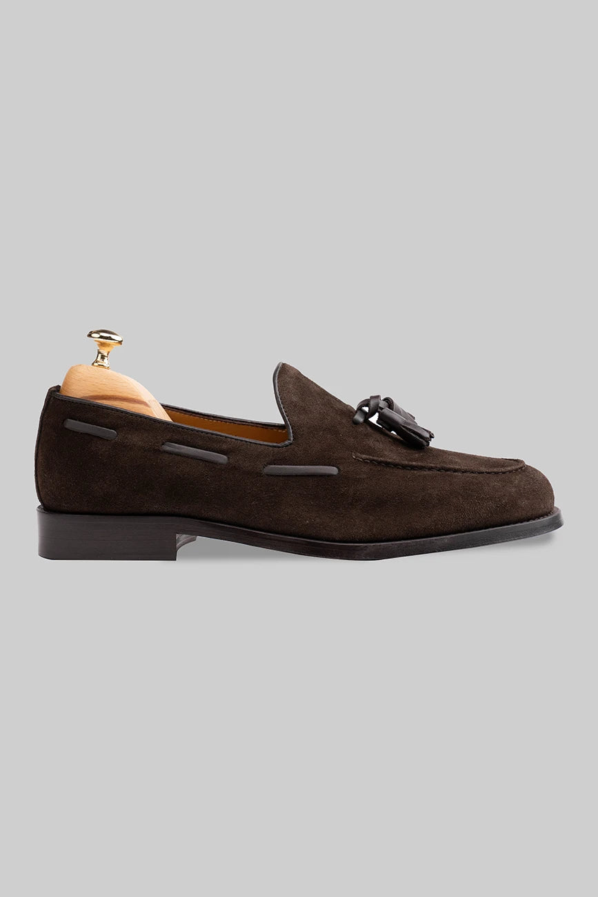 Brauner Tassel Loafer aus Veloursleder