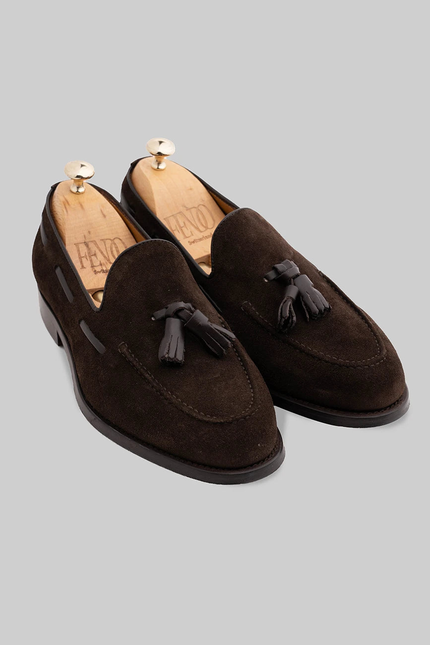 Brauner Tassel Loafer aus Veloursleder