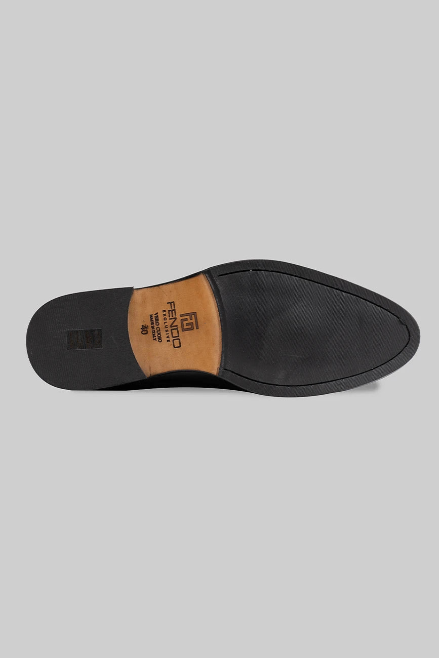 Schwarzer Oxford Cap-Toe-Schuh aus Kalbsleder