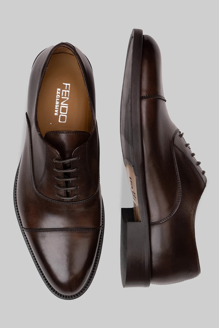Brauner Oxford Cap-Toe-Schuh aus Kalbsleder
