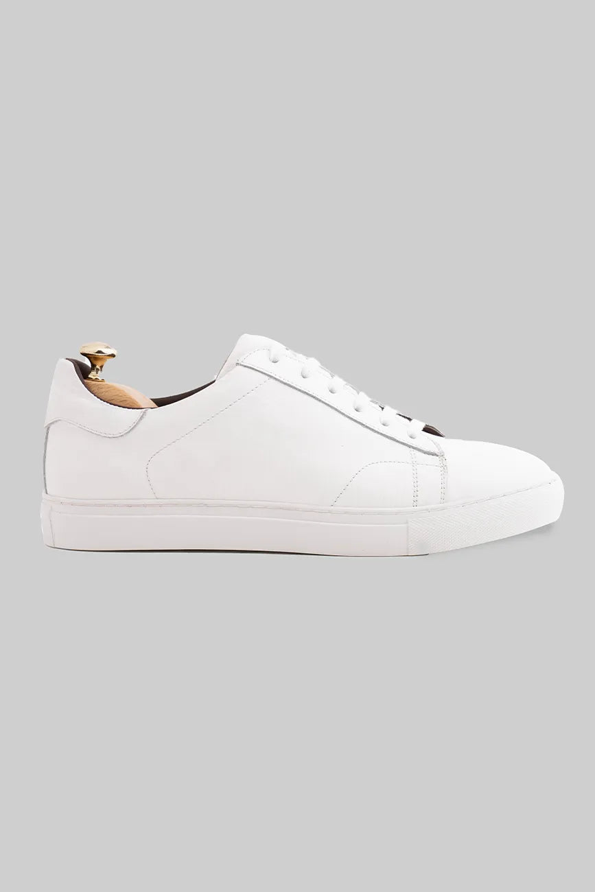 Sneaker aus weissem Hirschleder